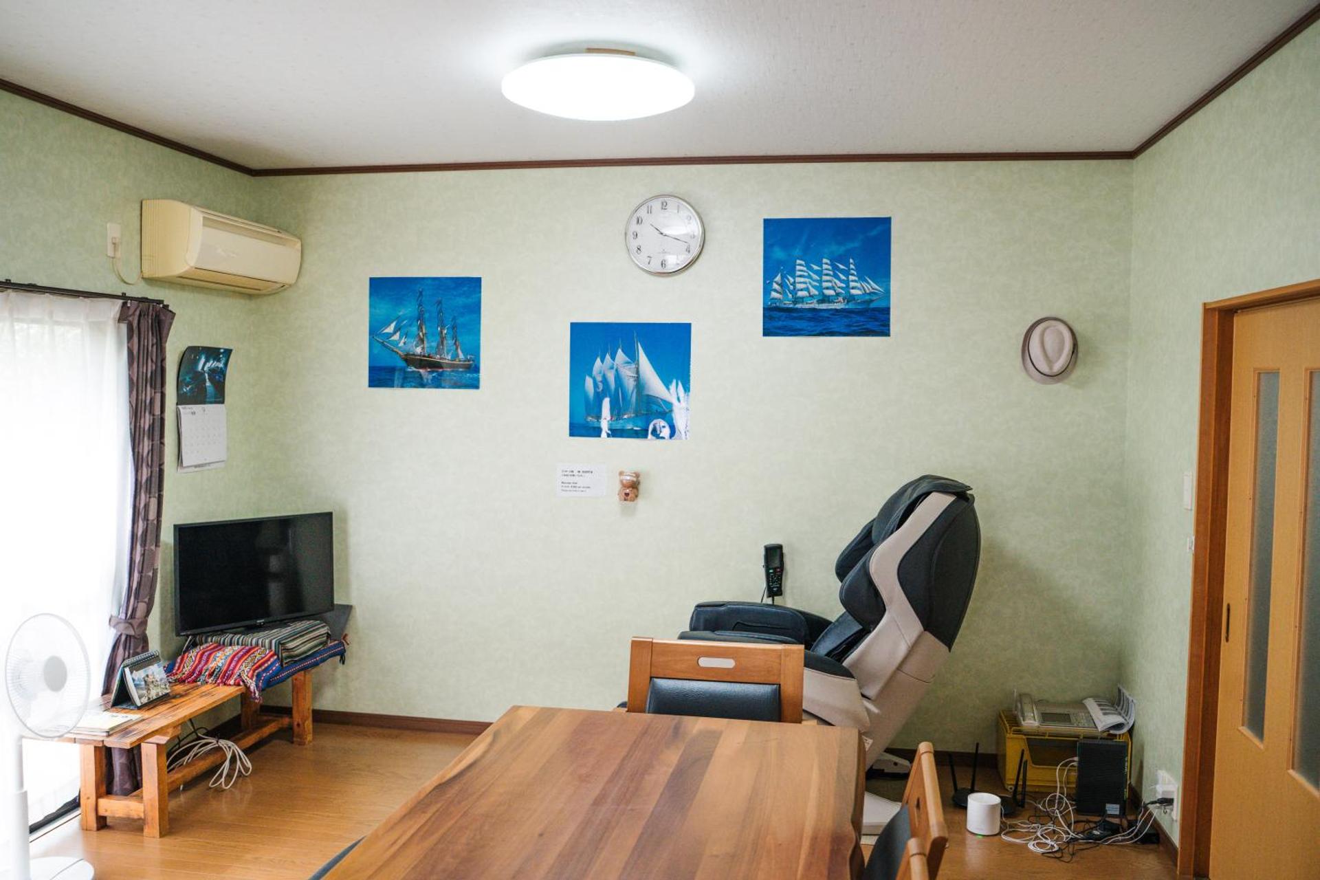 木の家ゲストハウス松山ドミトリー館