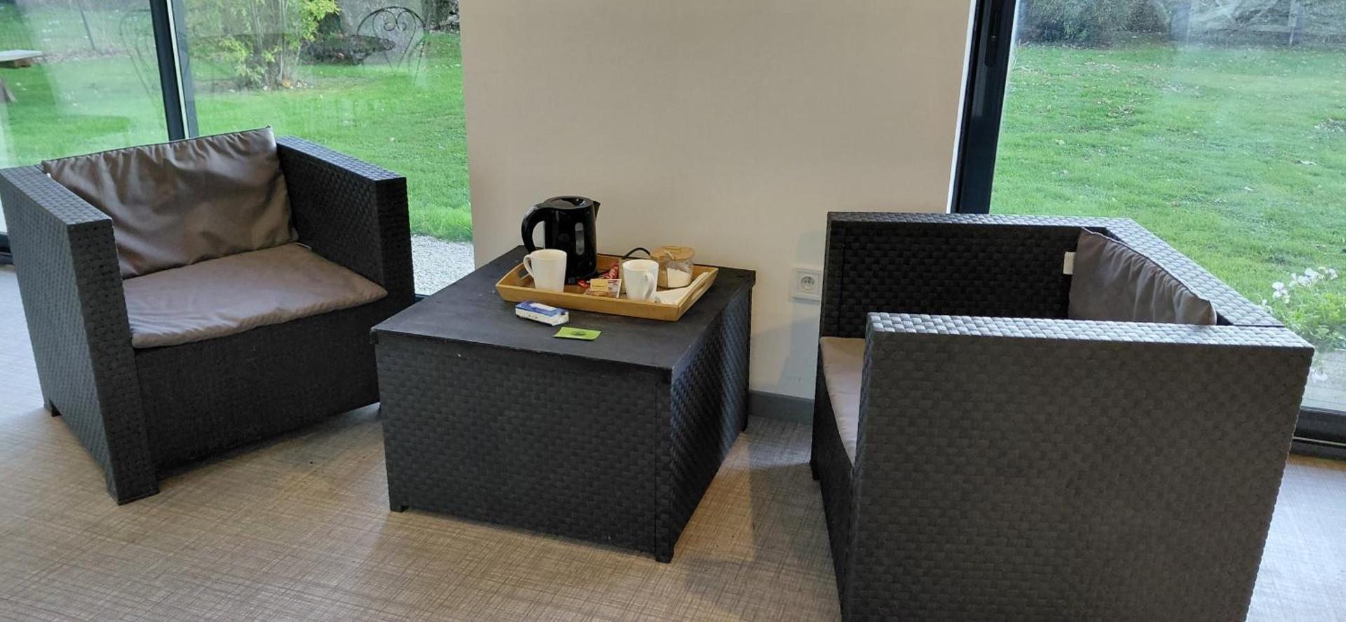 Coffee/tea facilities