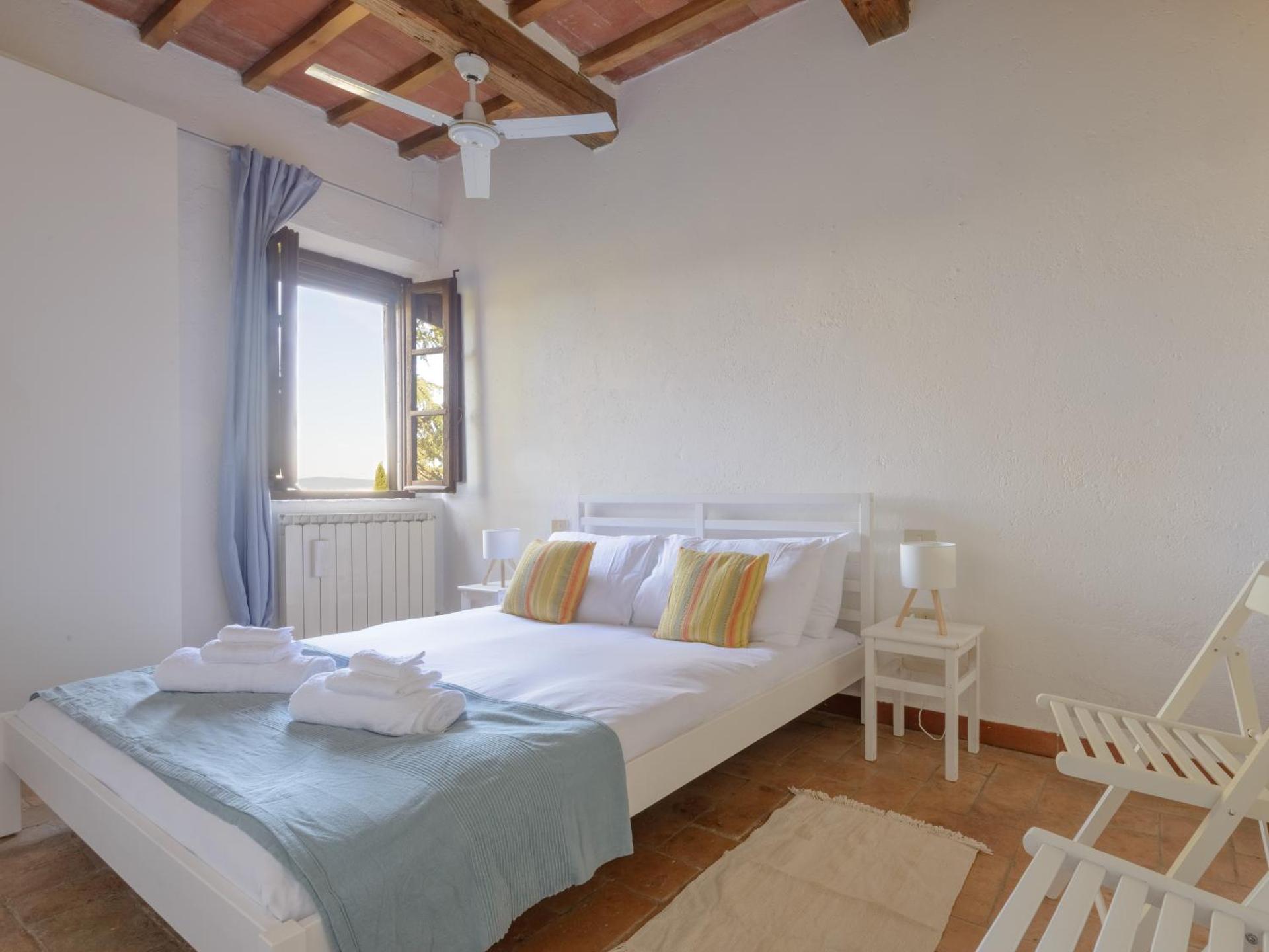 Alloggio Val D'orcia con Balcone Panoramico 6' Posti Letto