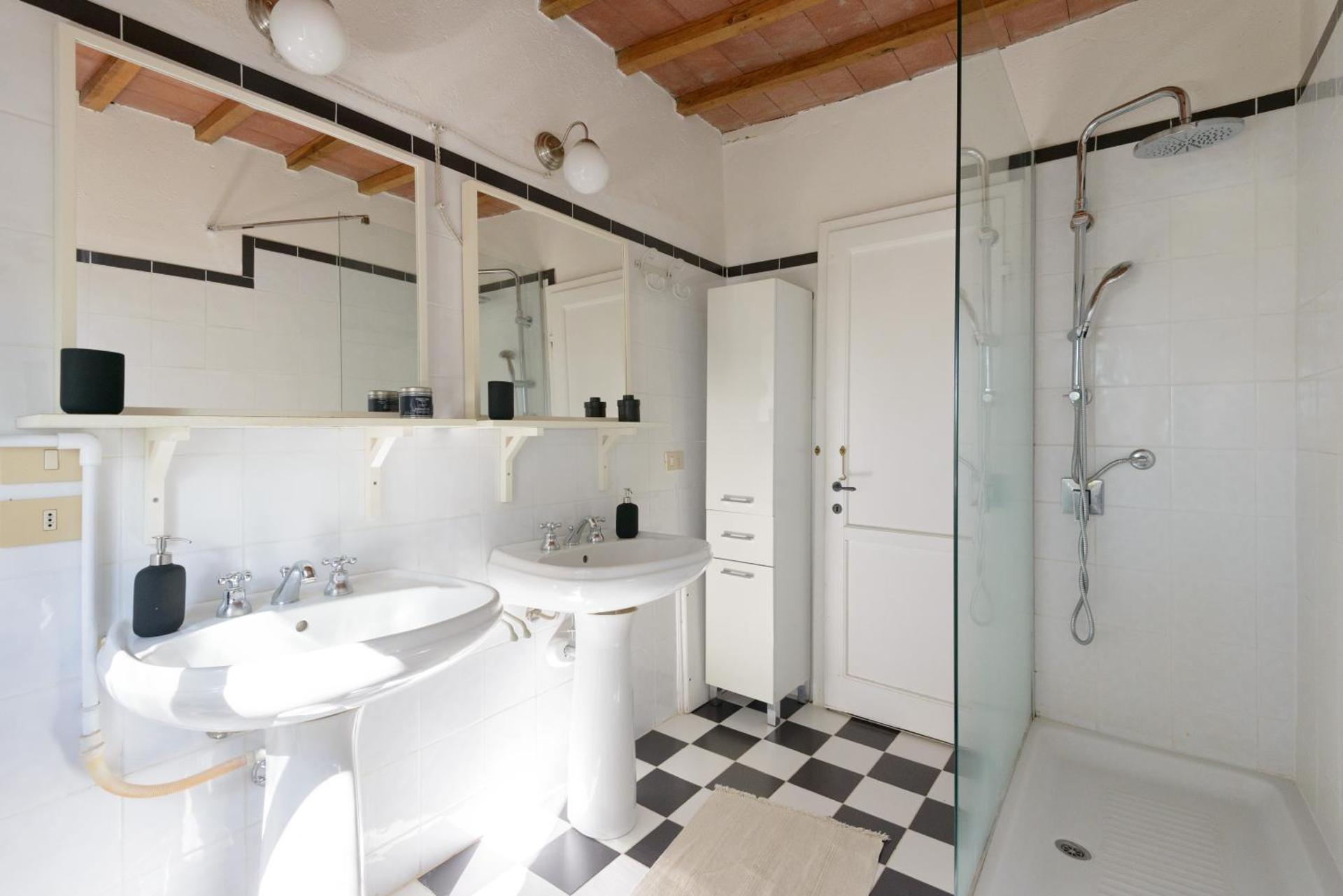 Alloggio Val D'orcia con Balcone Panoramico 6' Posti Letto