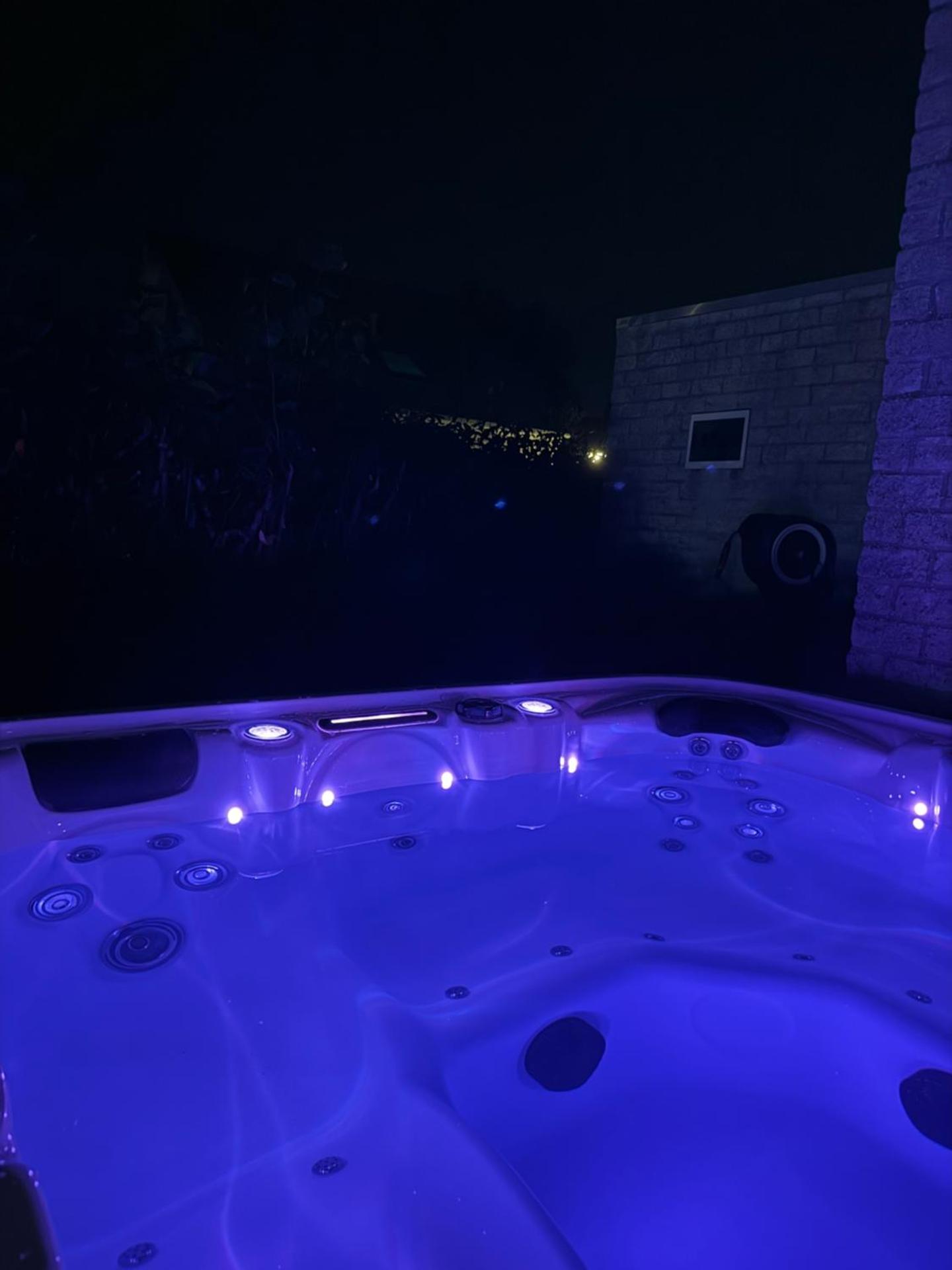 Privé wellness Zen aan zee met jacuzzi barrelsauna en infraroodsauna