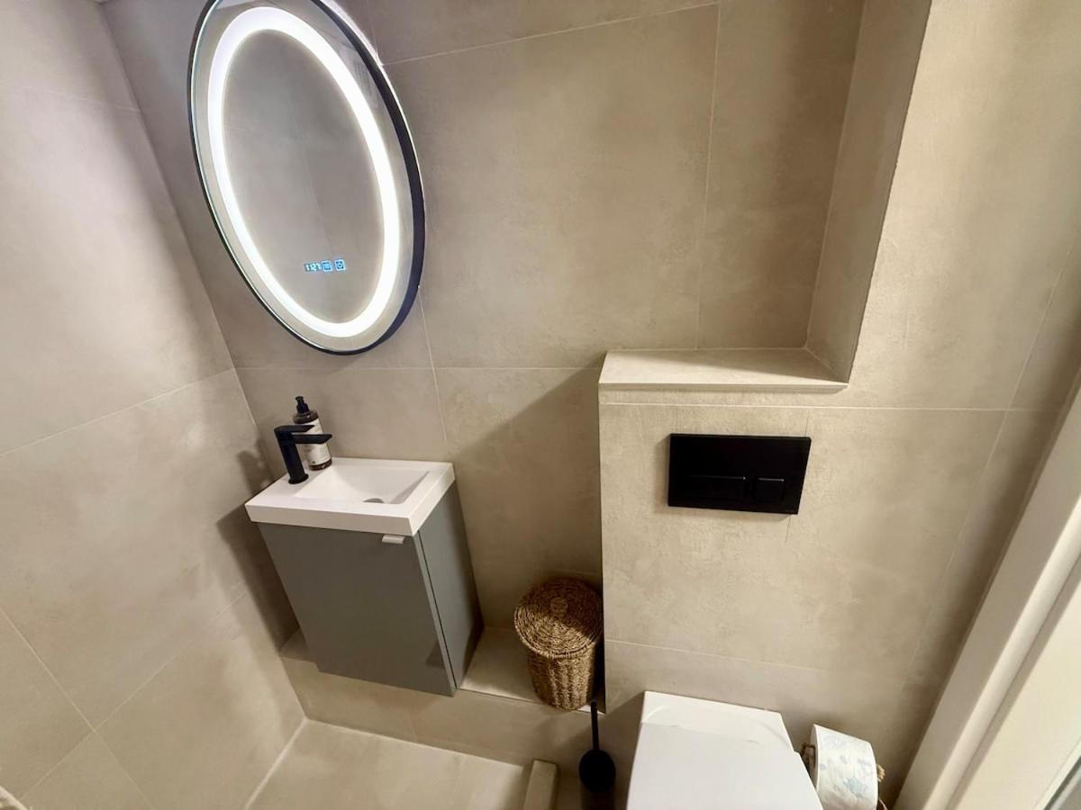 Constanta Seaside Studio Demisol