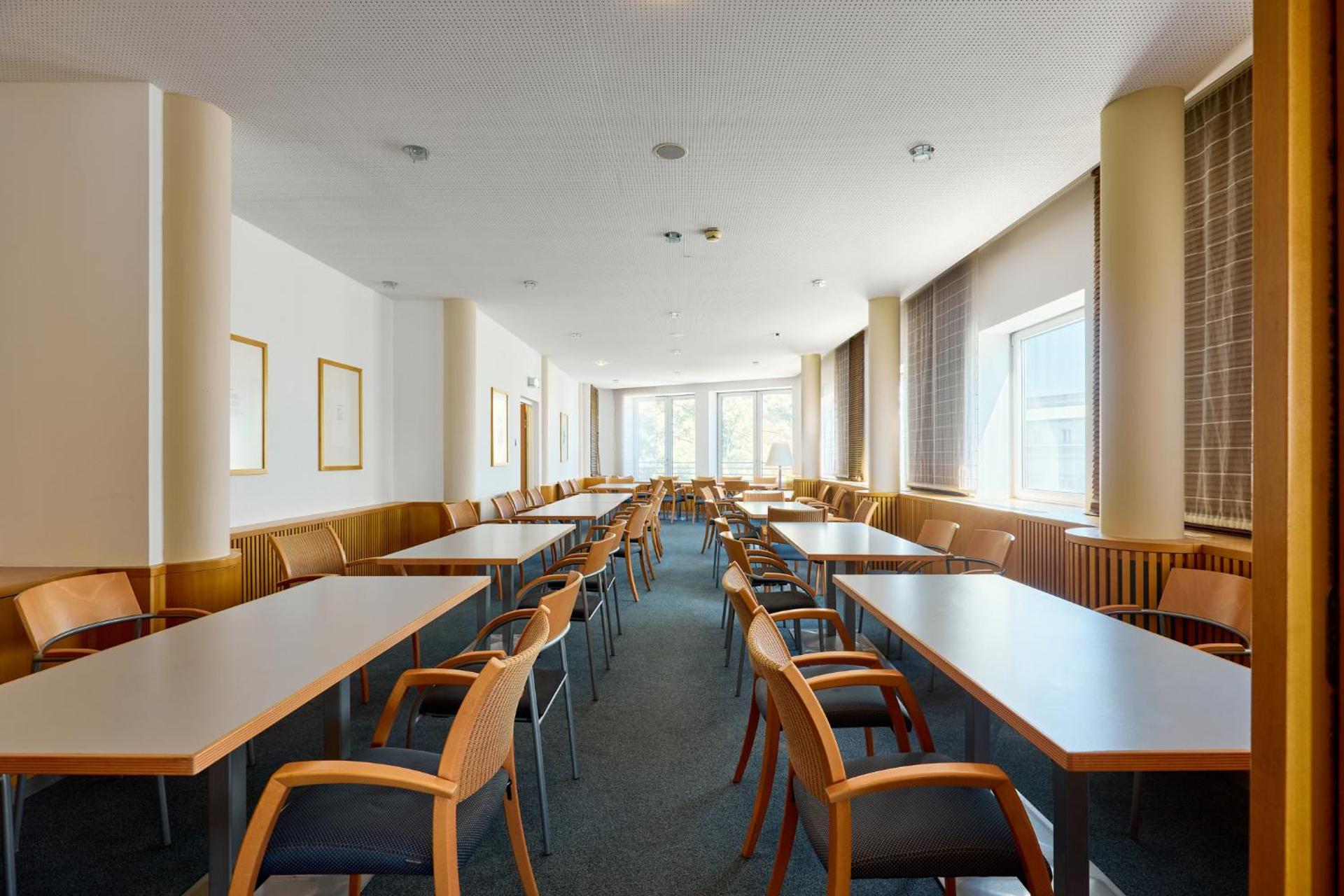 Meeting/conference room