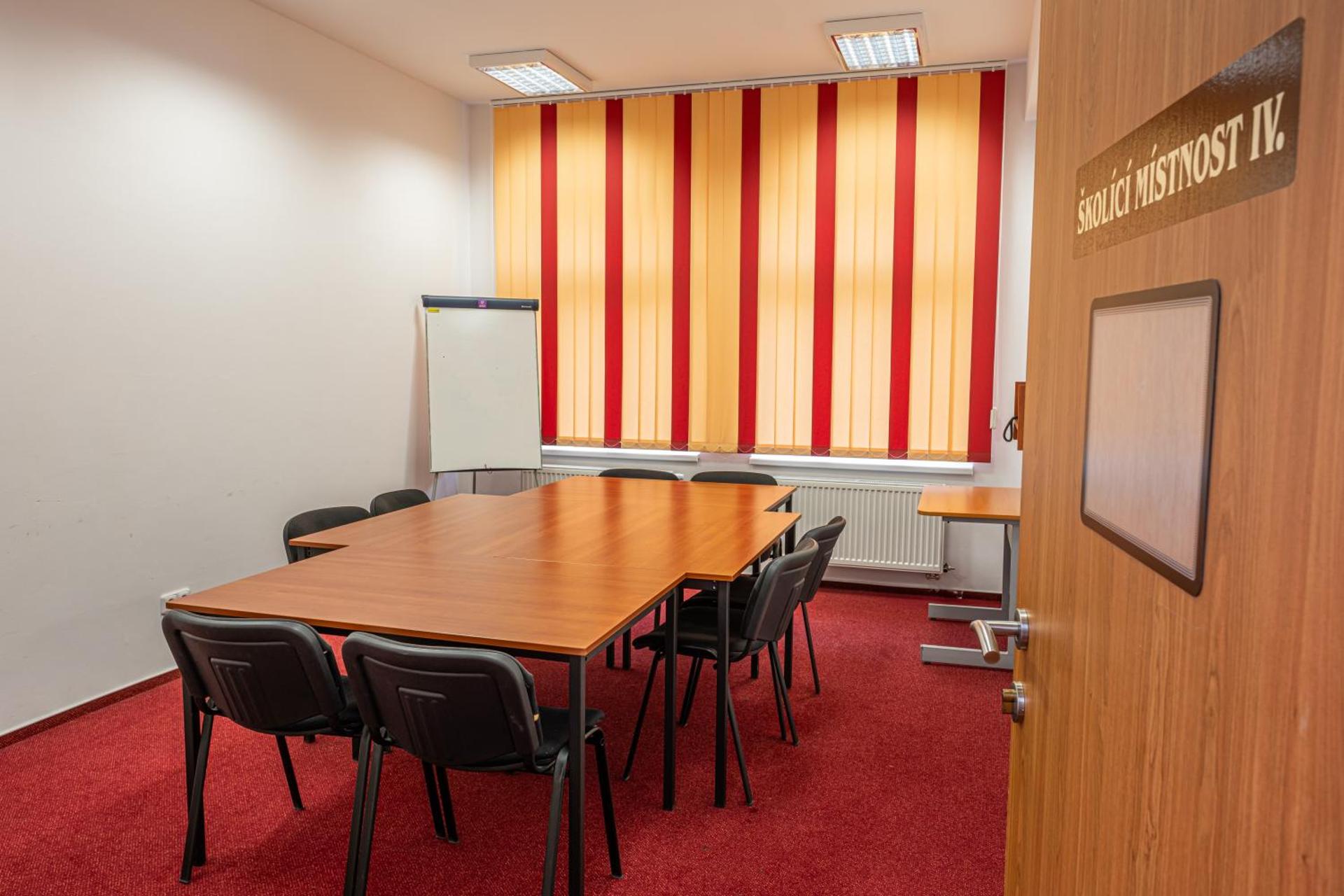 Meeting/conference room