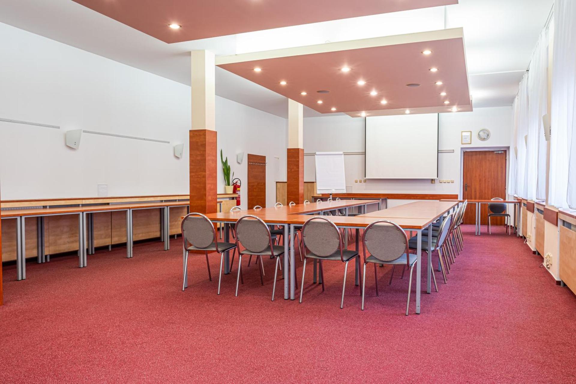 Meeting/conference room