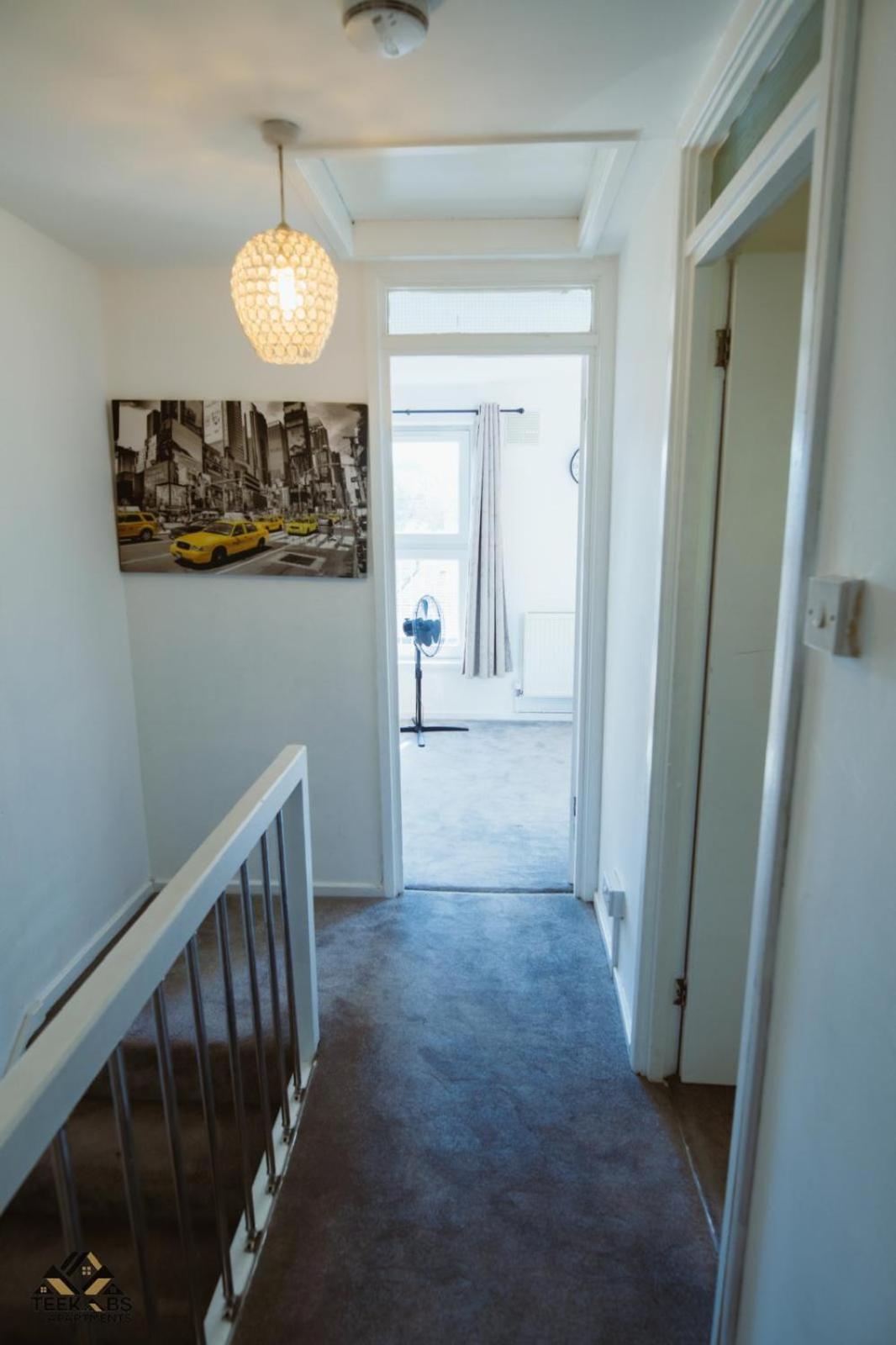 Modern 2 bedroom Terrace