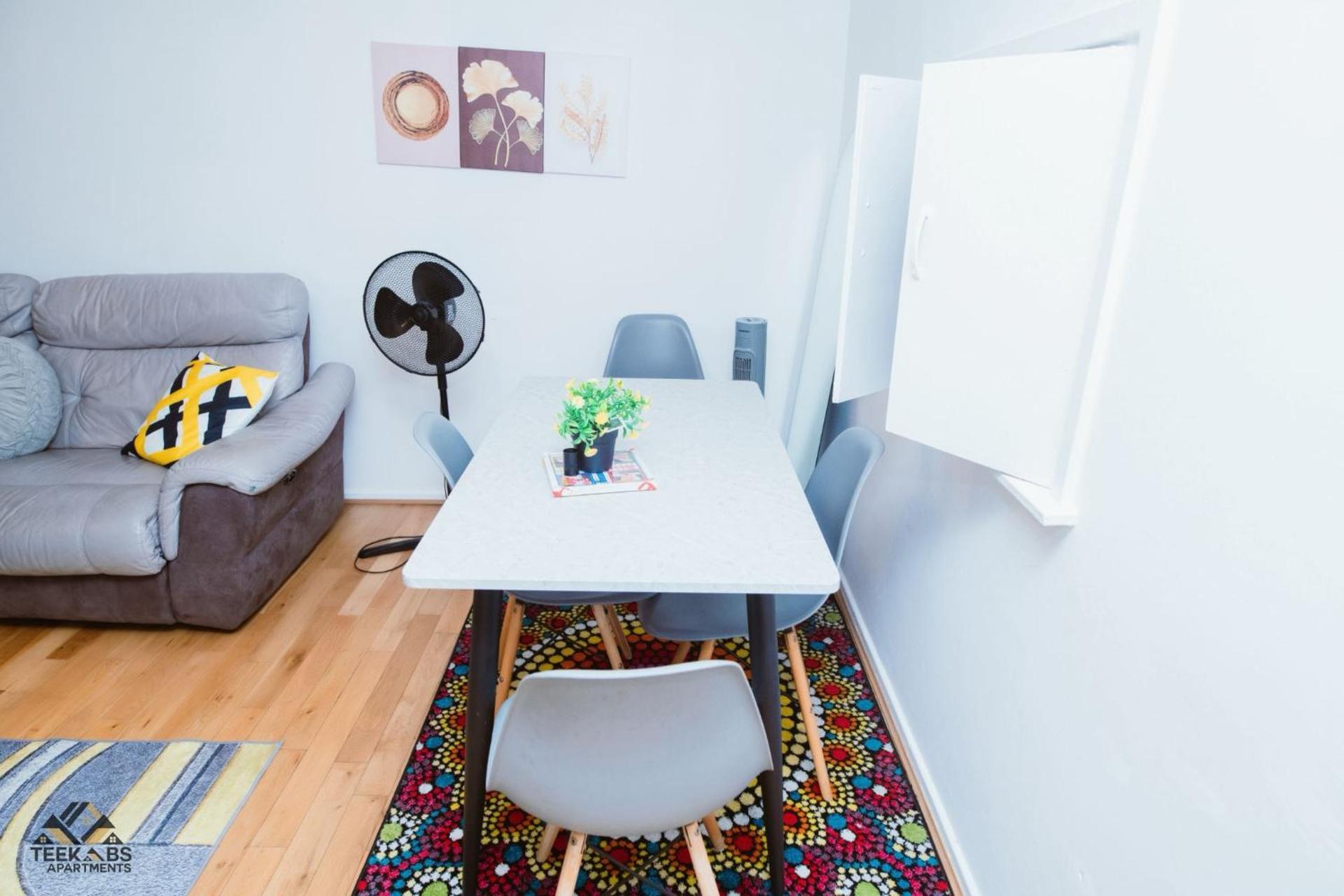 Modern 2 bedroom Terrace