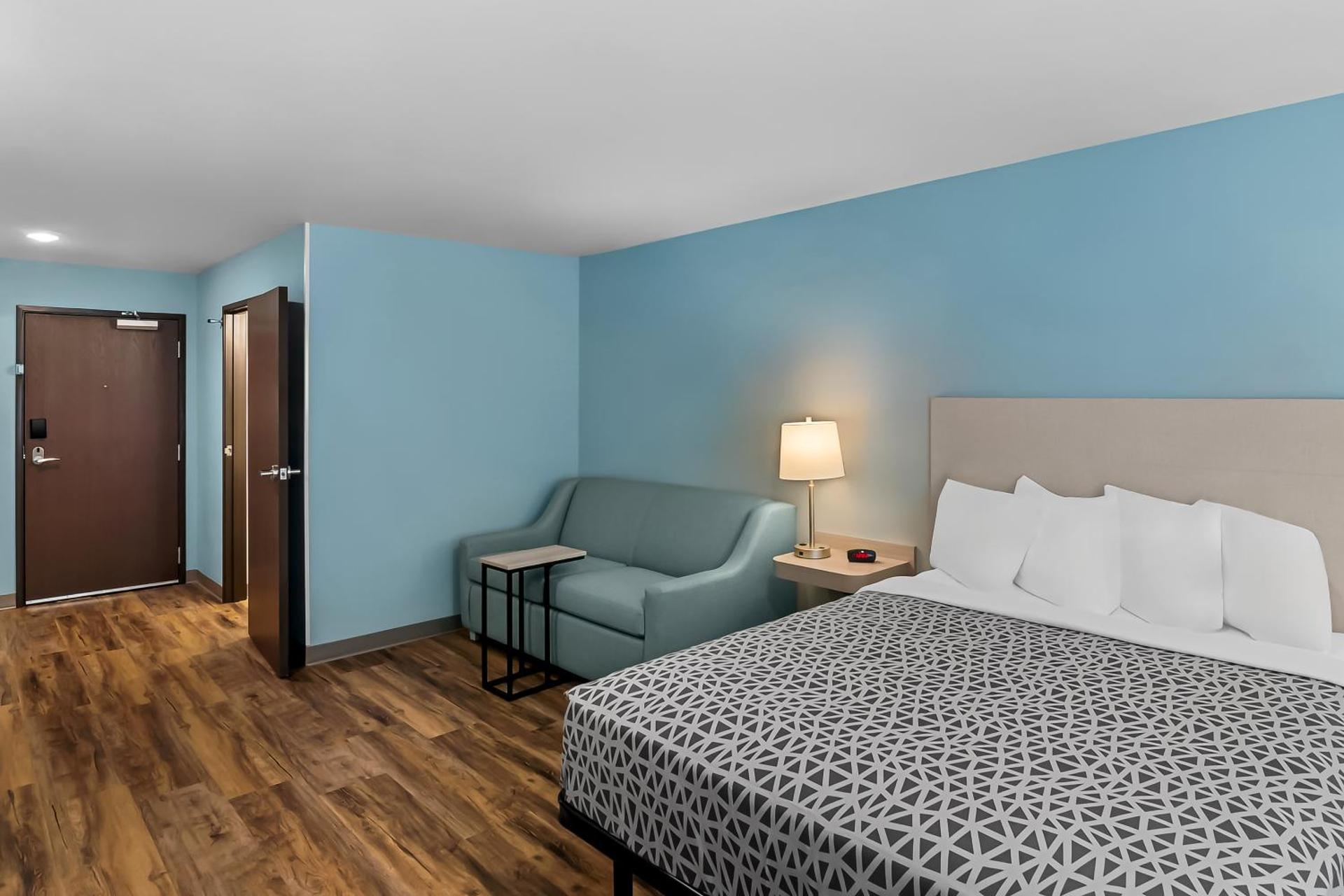 WoodSpring Suites Newington - Hartford South
