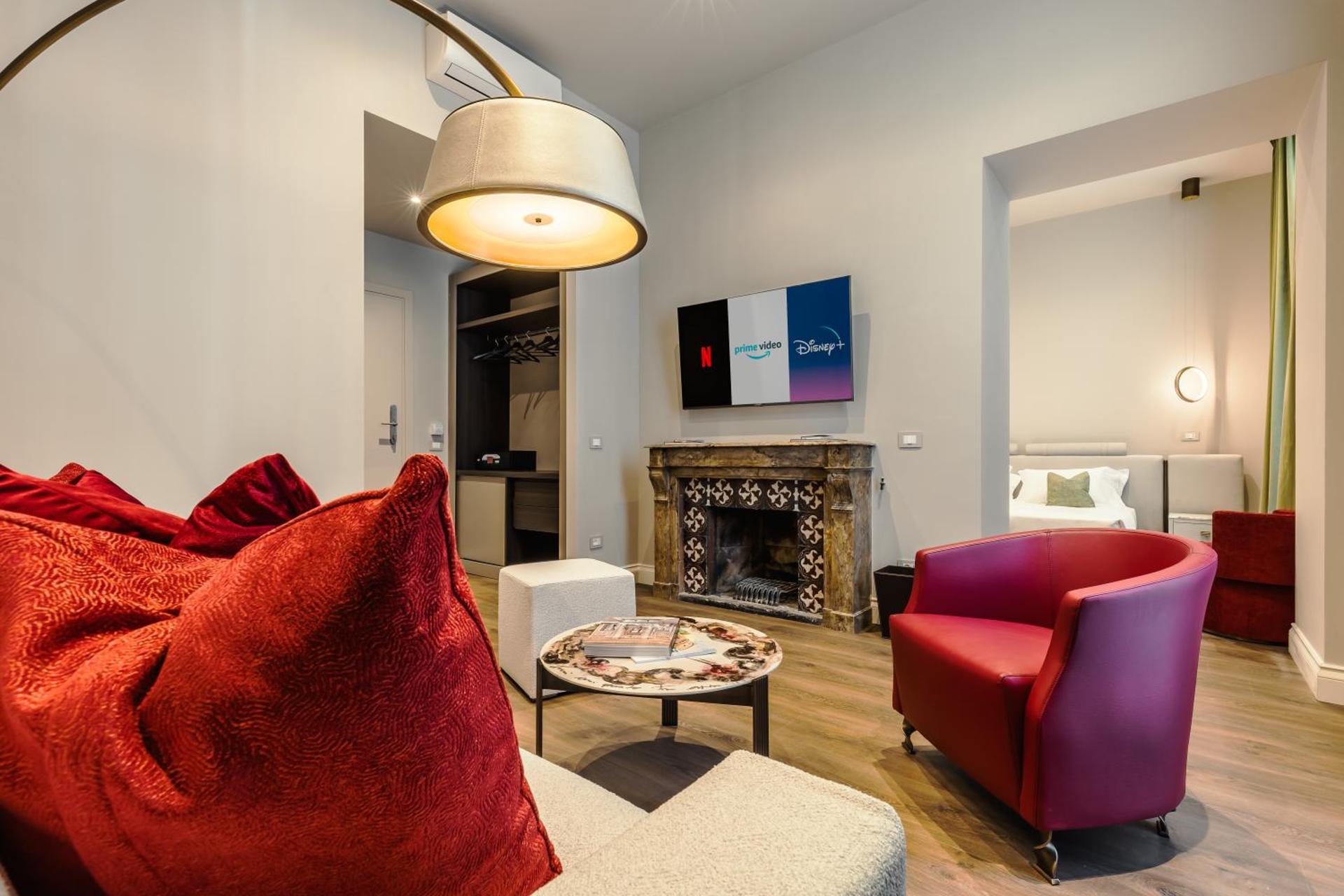 FOUR Suites Pantheon