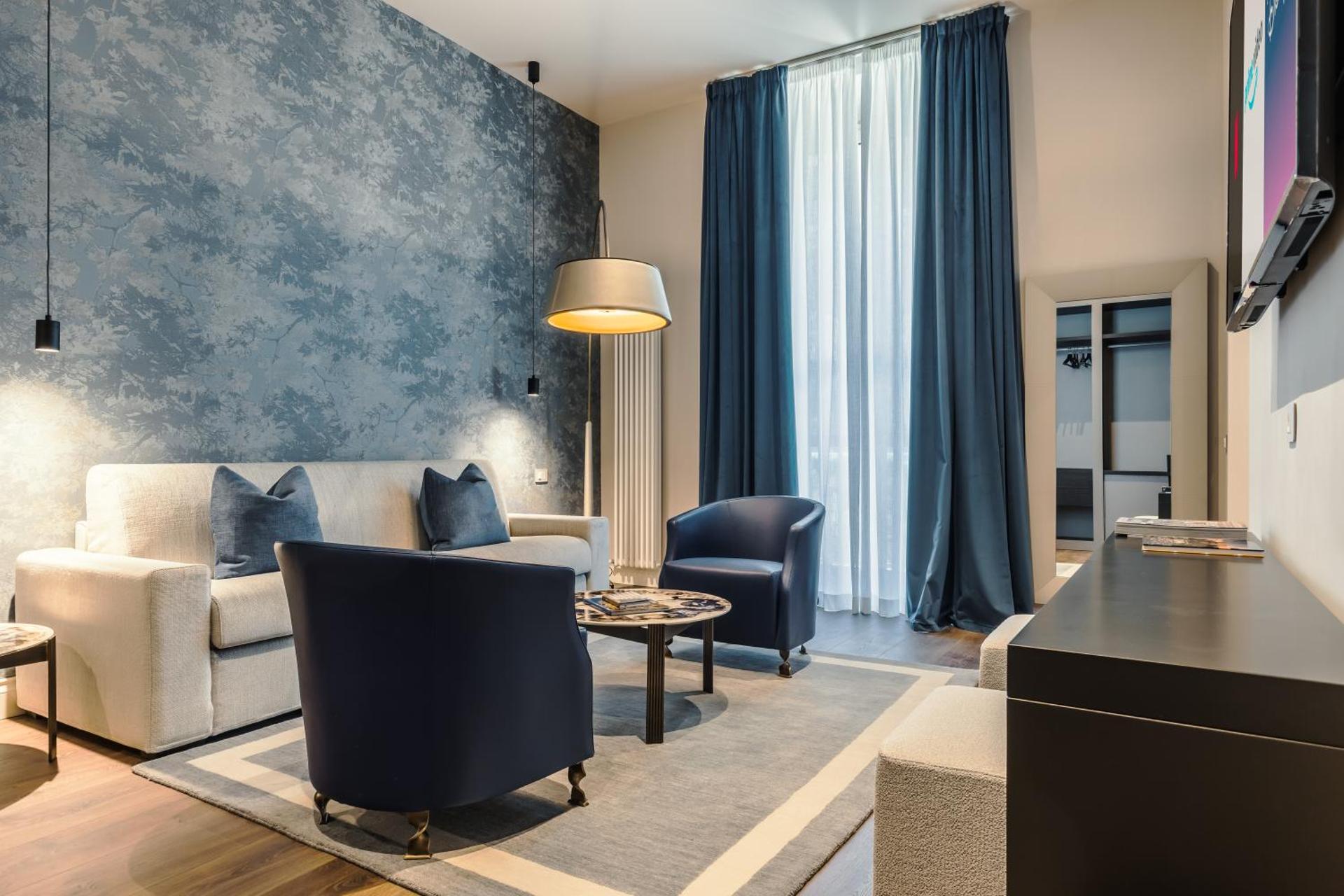 FOUR Suites Pantheon