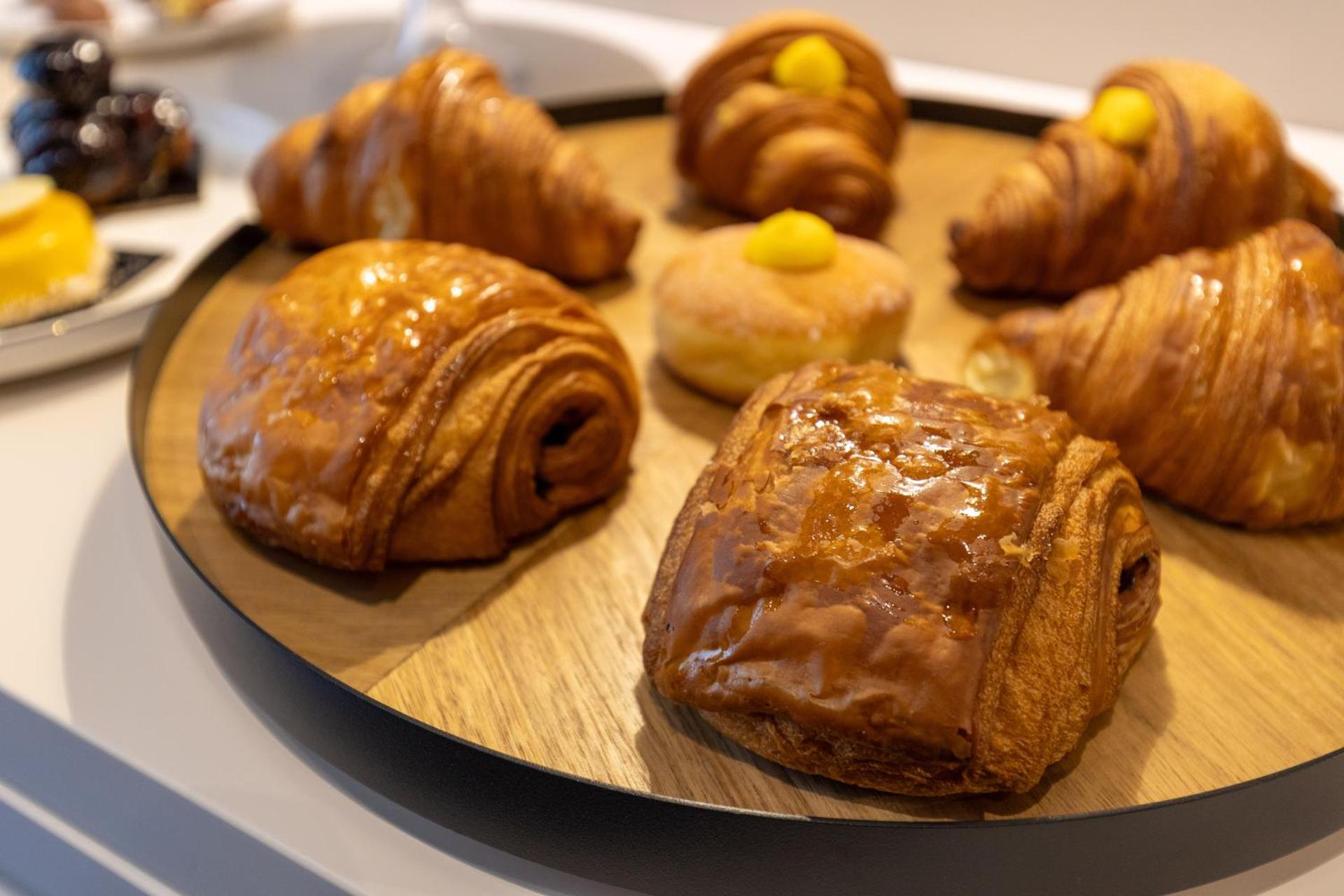 FOUR Suites Pantheon