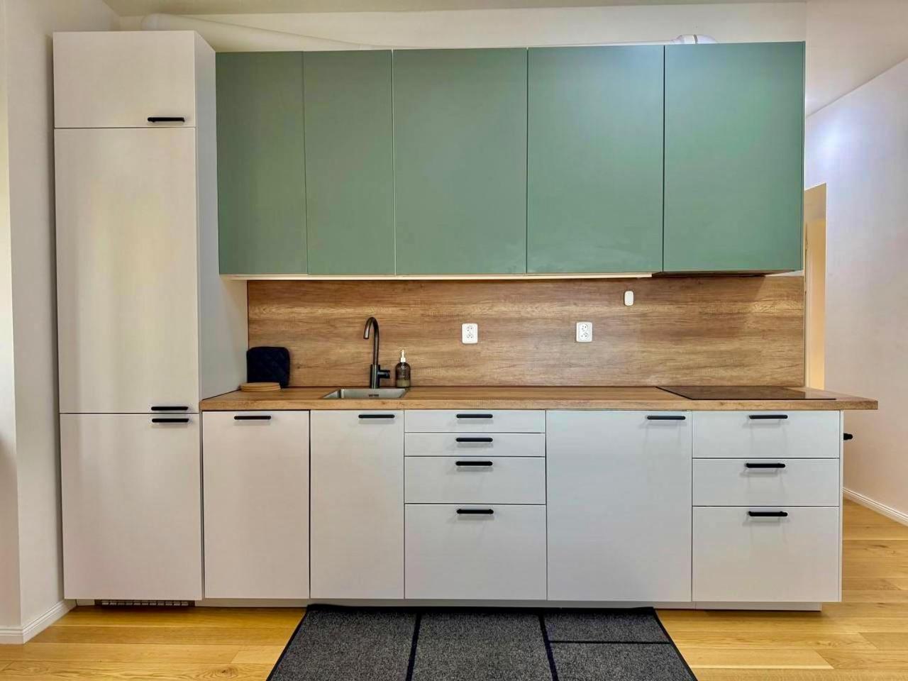 Three-Bedroom Deluxe Apartment