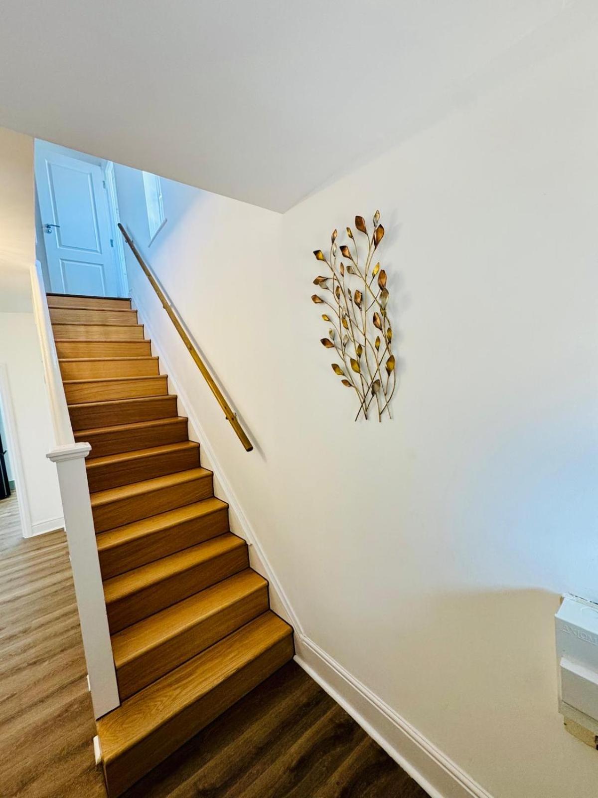 135 Watford road 3 bedroom villa