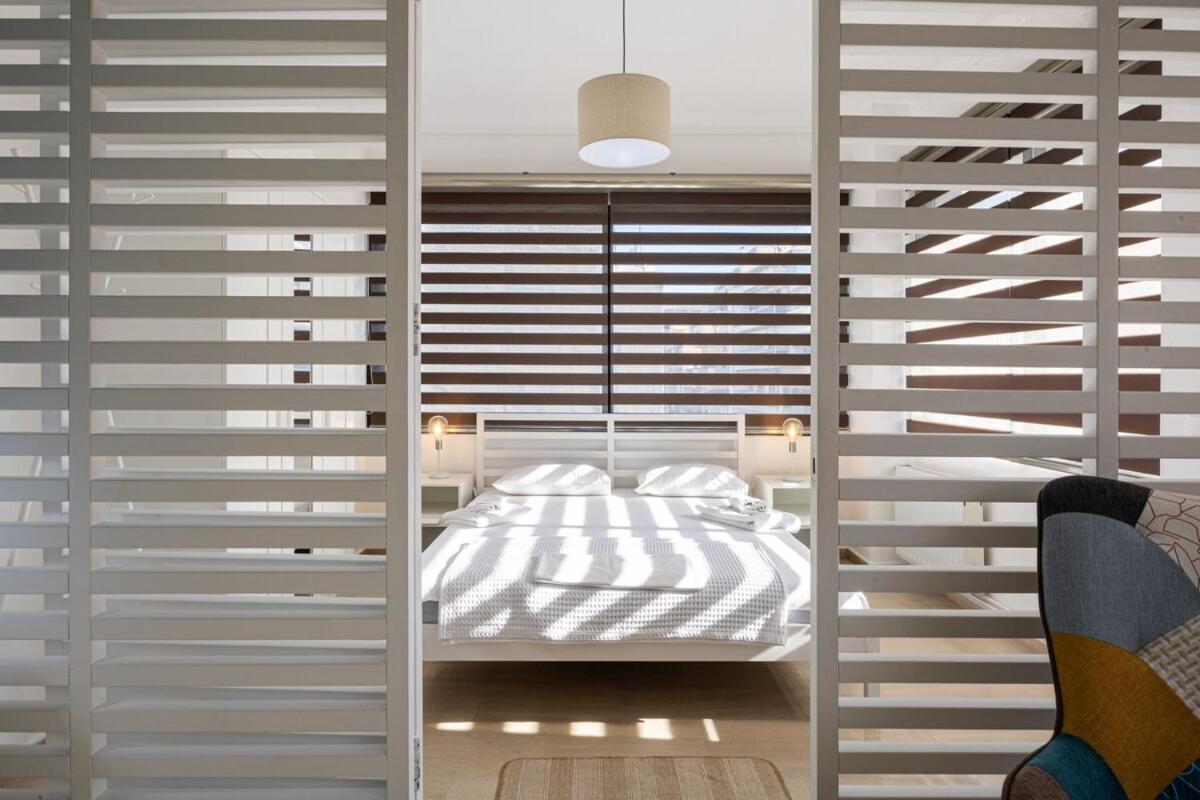 The Radiant Nest - By JoeandKey