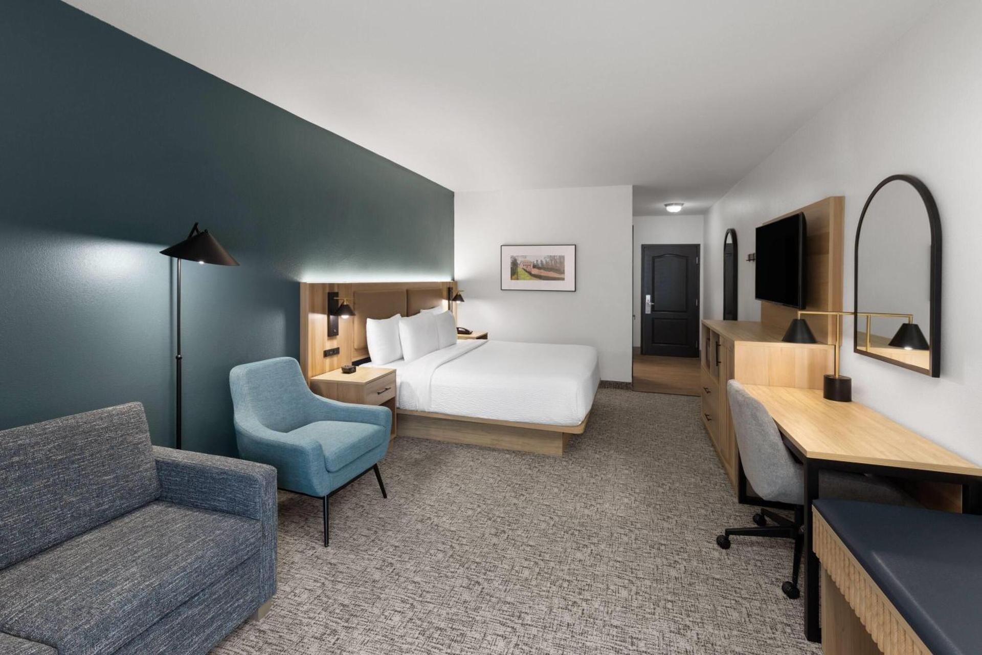 Photo of the whole room