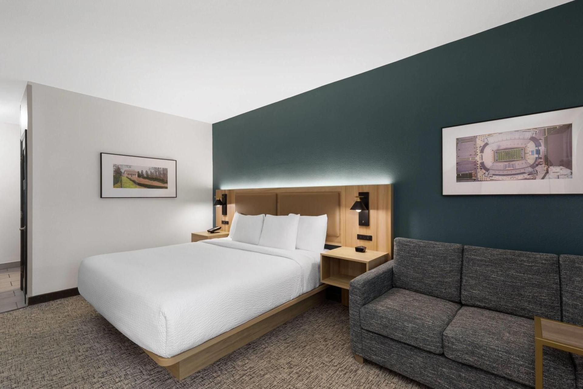 Photo of the whole room