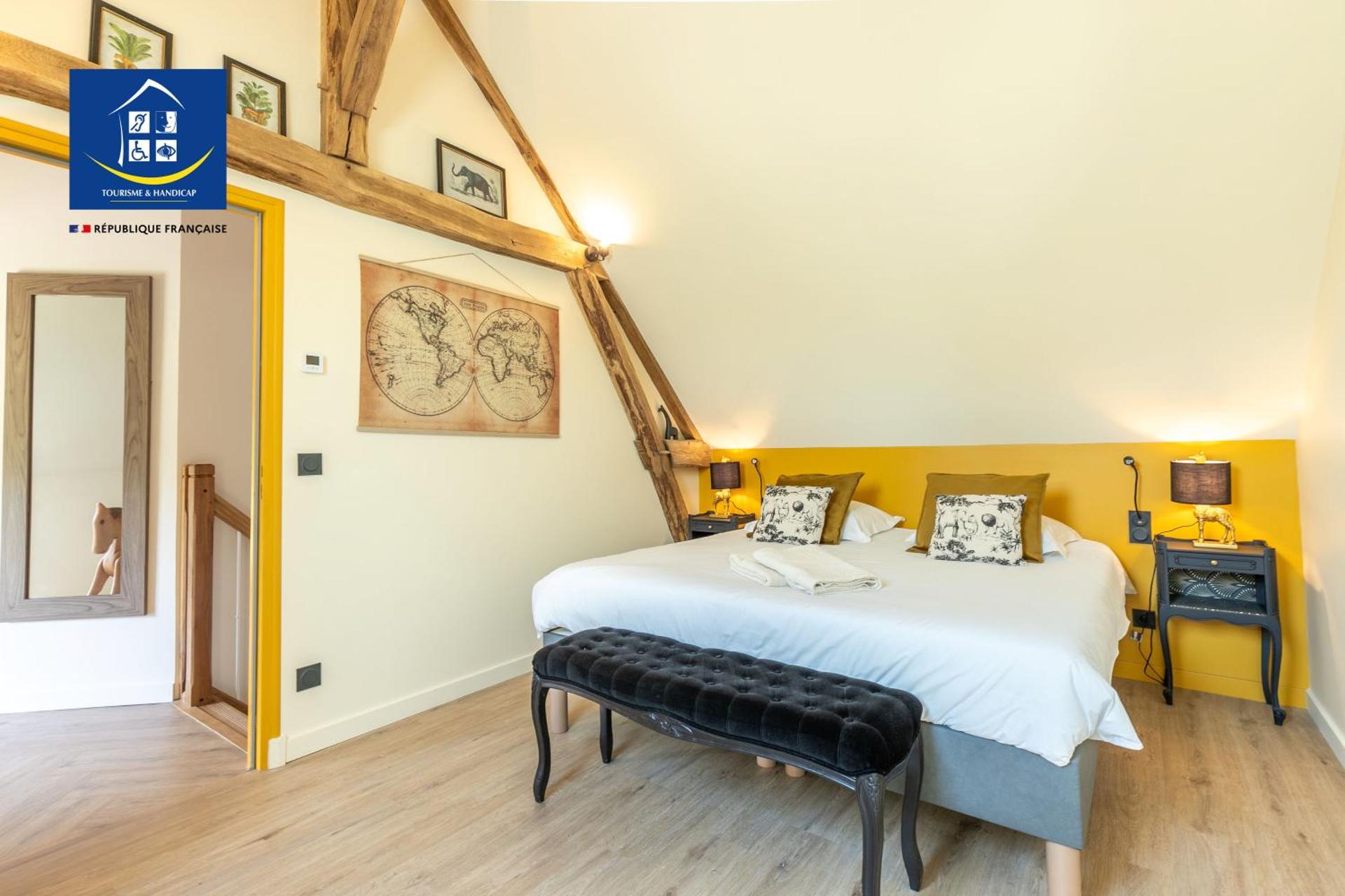 6 ch, 5 salle de bain, 25 minutes du Zoo de Beauval et Chambord, 12 pers