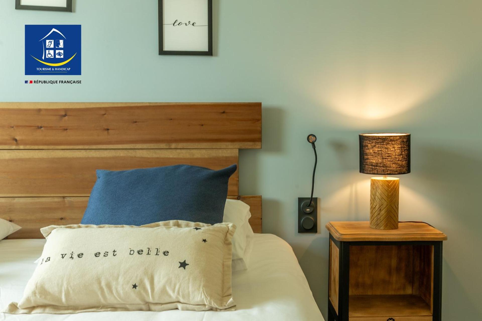 6 ch, 5 salle de bain, 25 minutes du Zoo de Beauval et Chambord, 12 pers