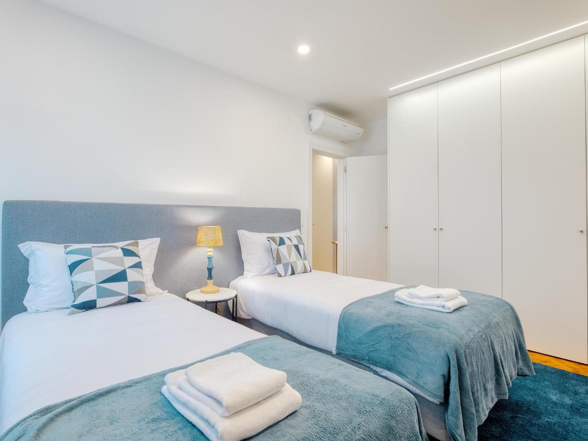 Vita Portucale ! Almada Trendy Retreat