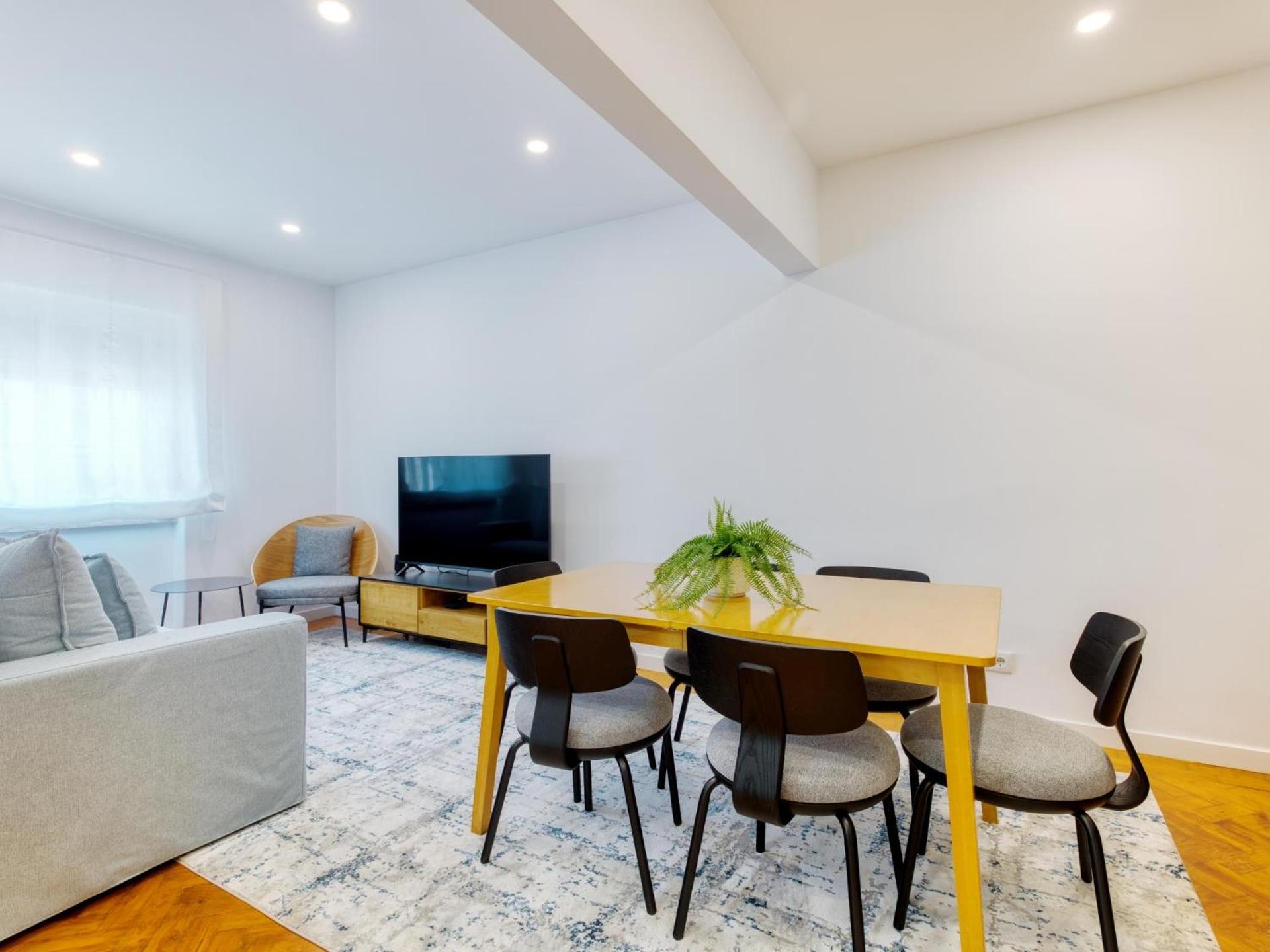 Vita Portucale ! Almada Trendy Retreat