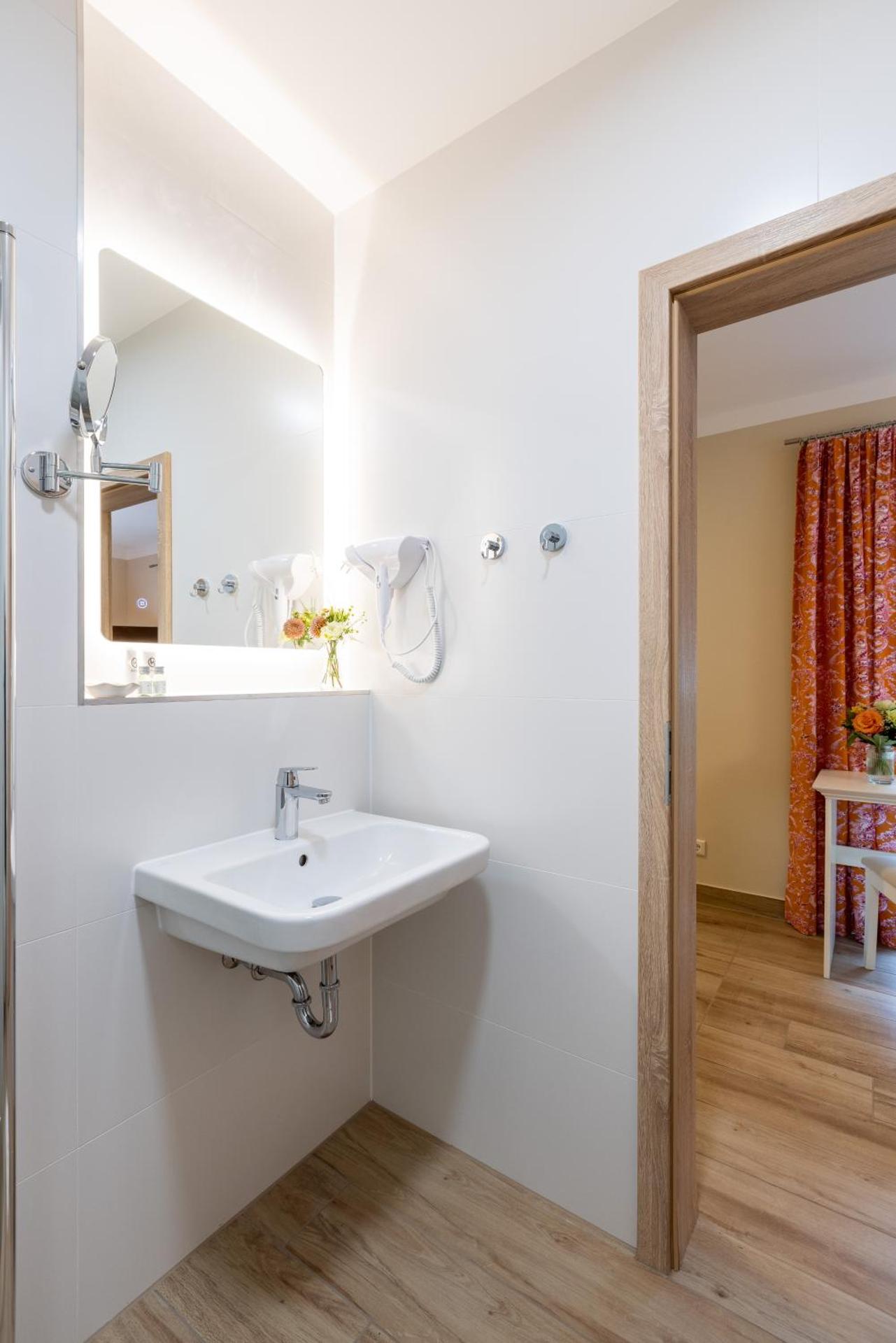 Double Room in Guest house