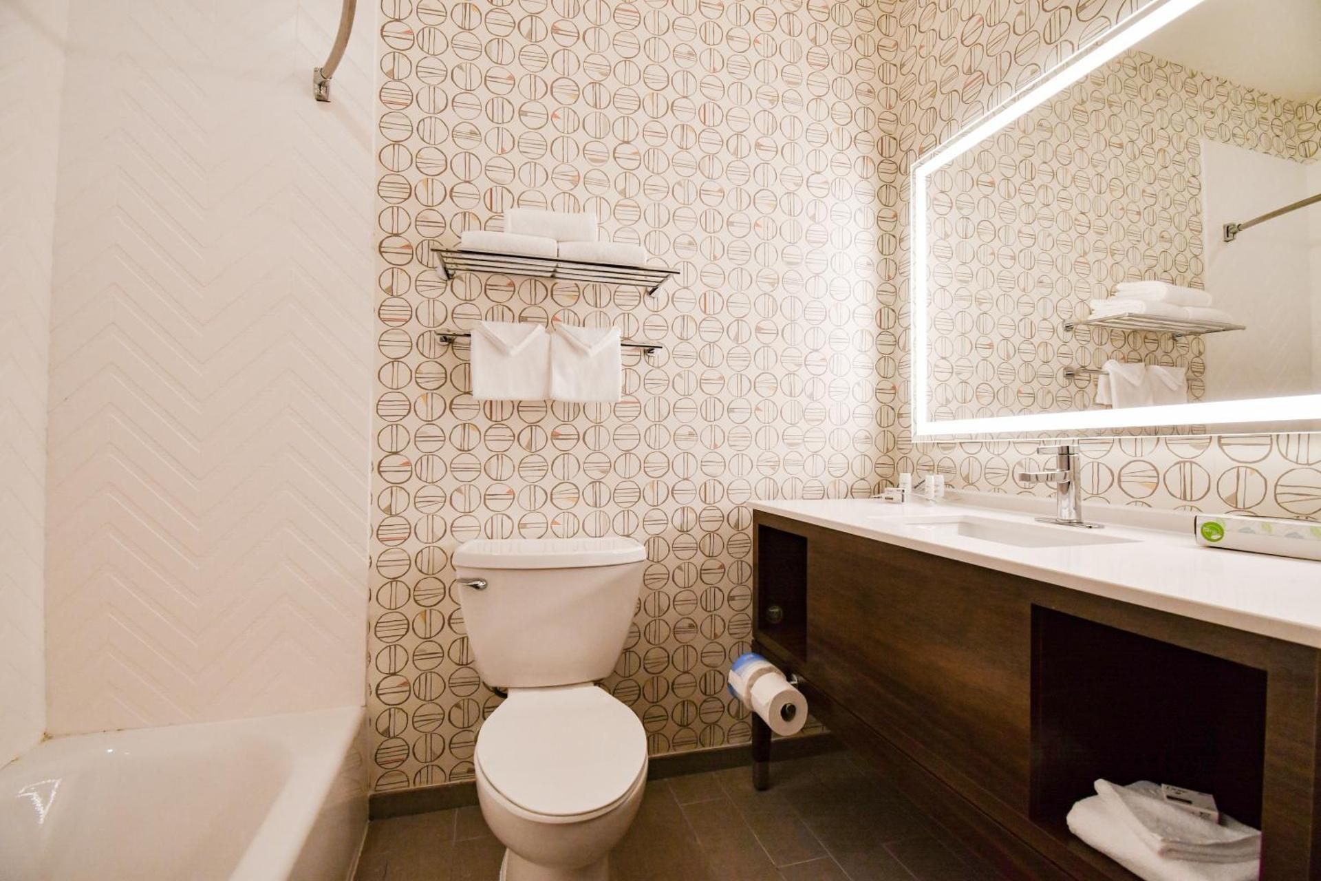 Holiday Inn San Antonio North Stone Oak Area by IHG-Newly Renovated