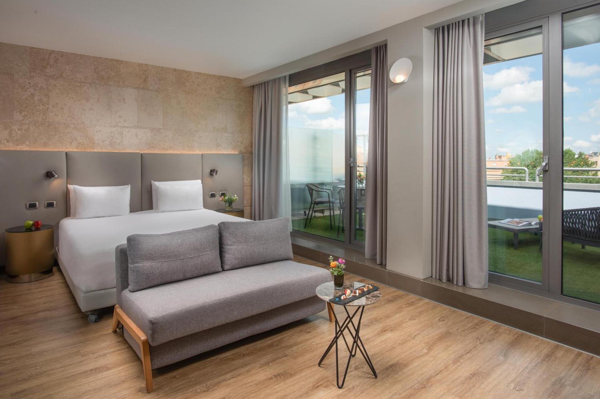 Photo of the whole room