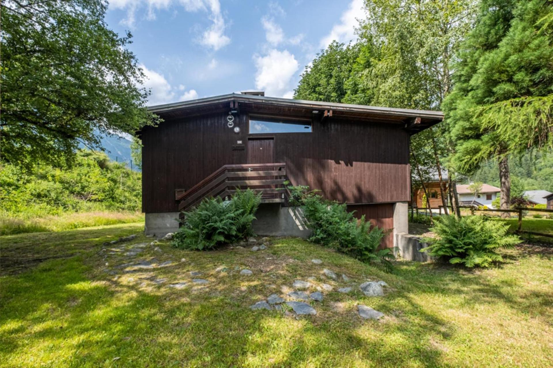 Rustic chalet with garden in Chamonix