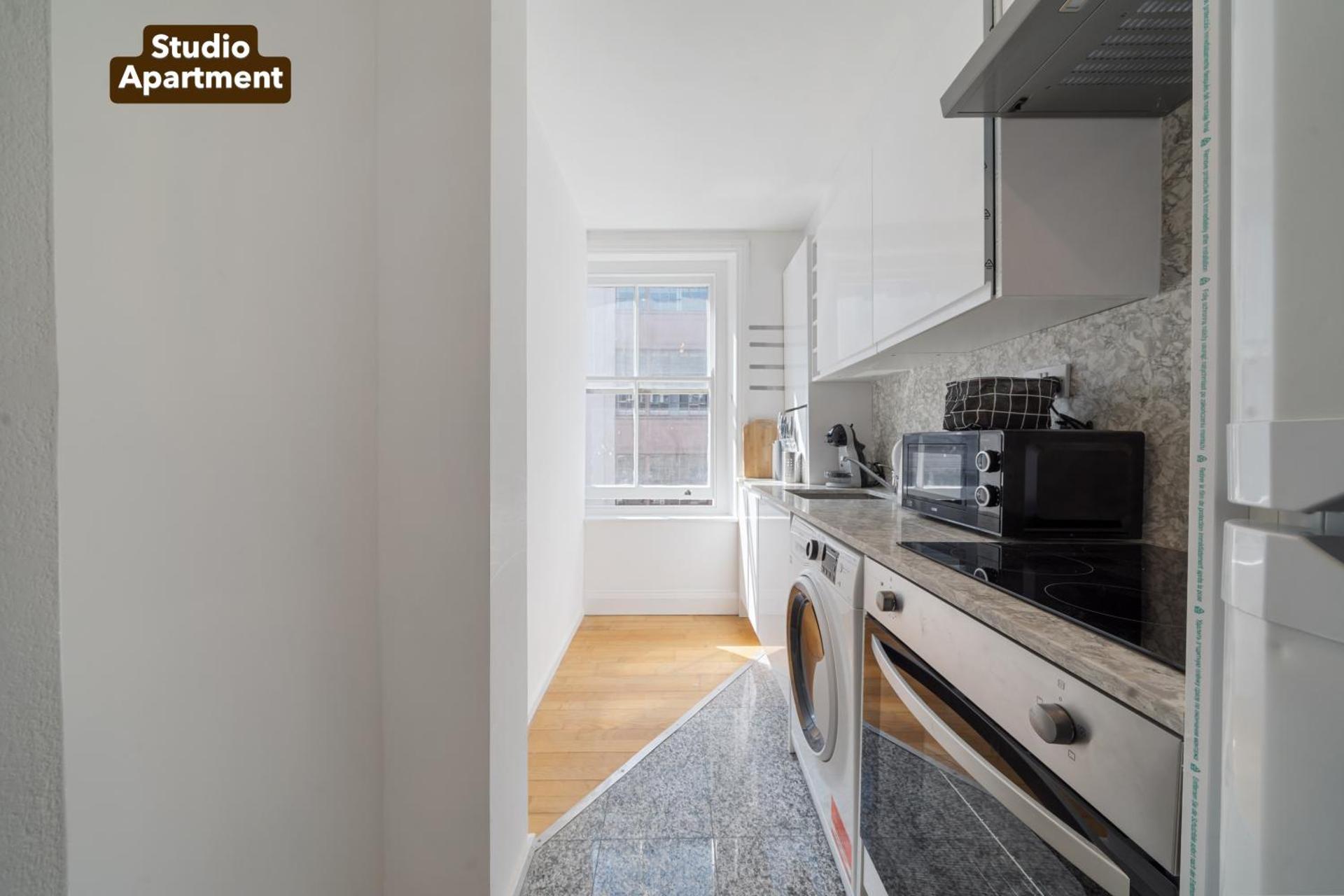 Wardour Street Soho Modern Studio, 1 and 2 Bedroom Apartments