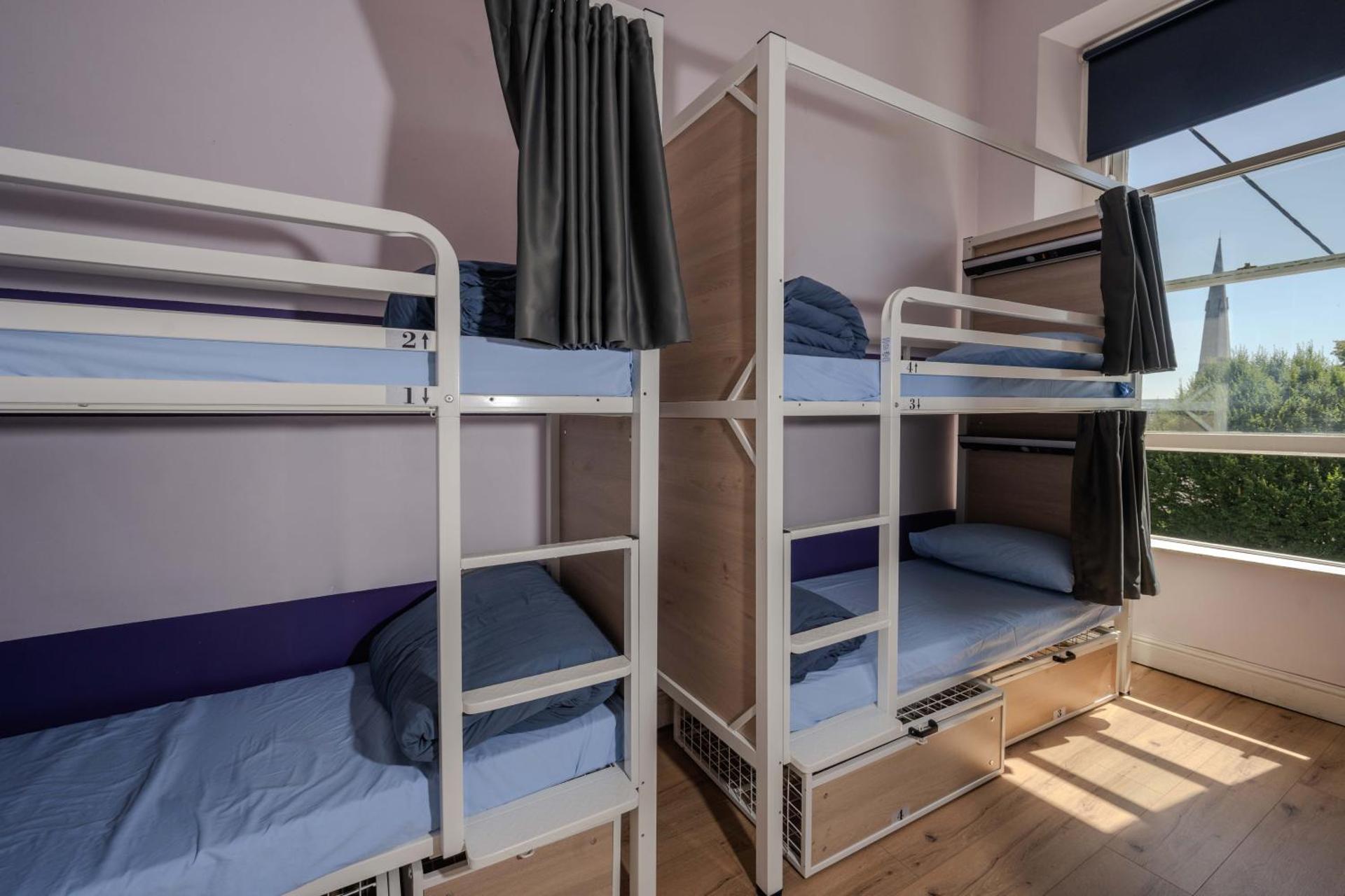 Bed in 8-Bed Mixed Dormitory Room