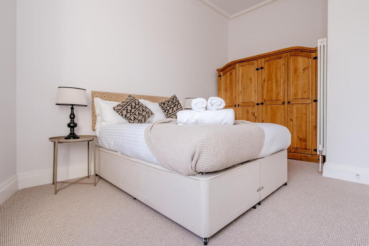 Portobello retreat near to sea and promenade