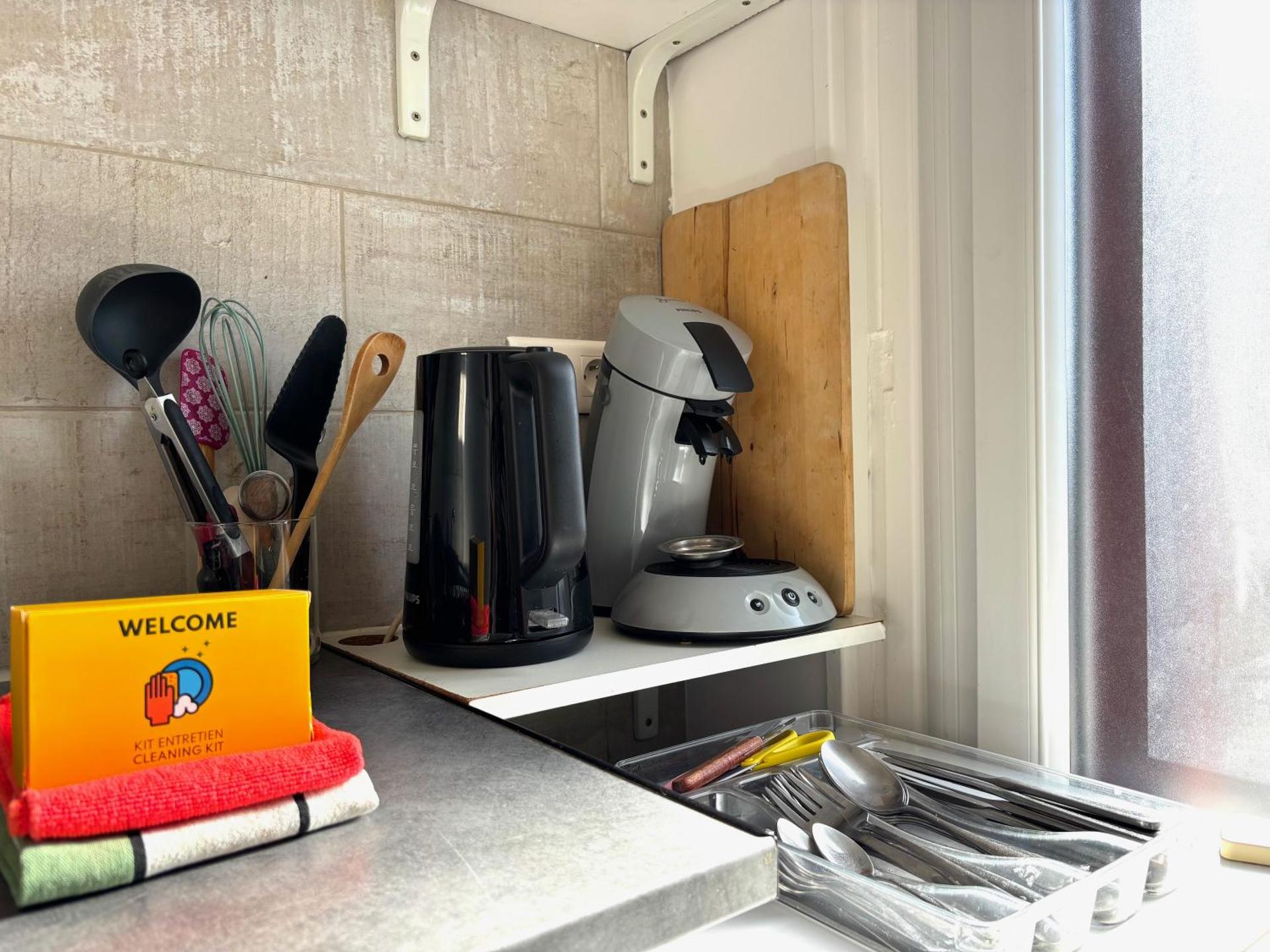 Coffee/tea facilities