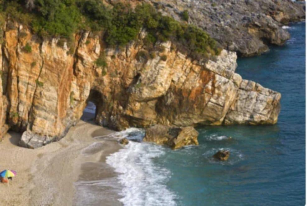 Ξυλοπετρα / Wood & stone house