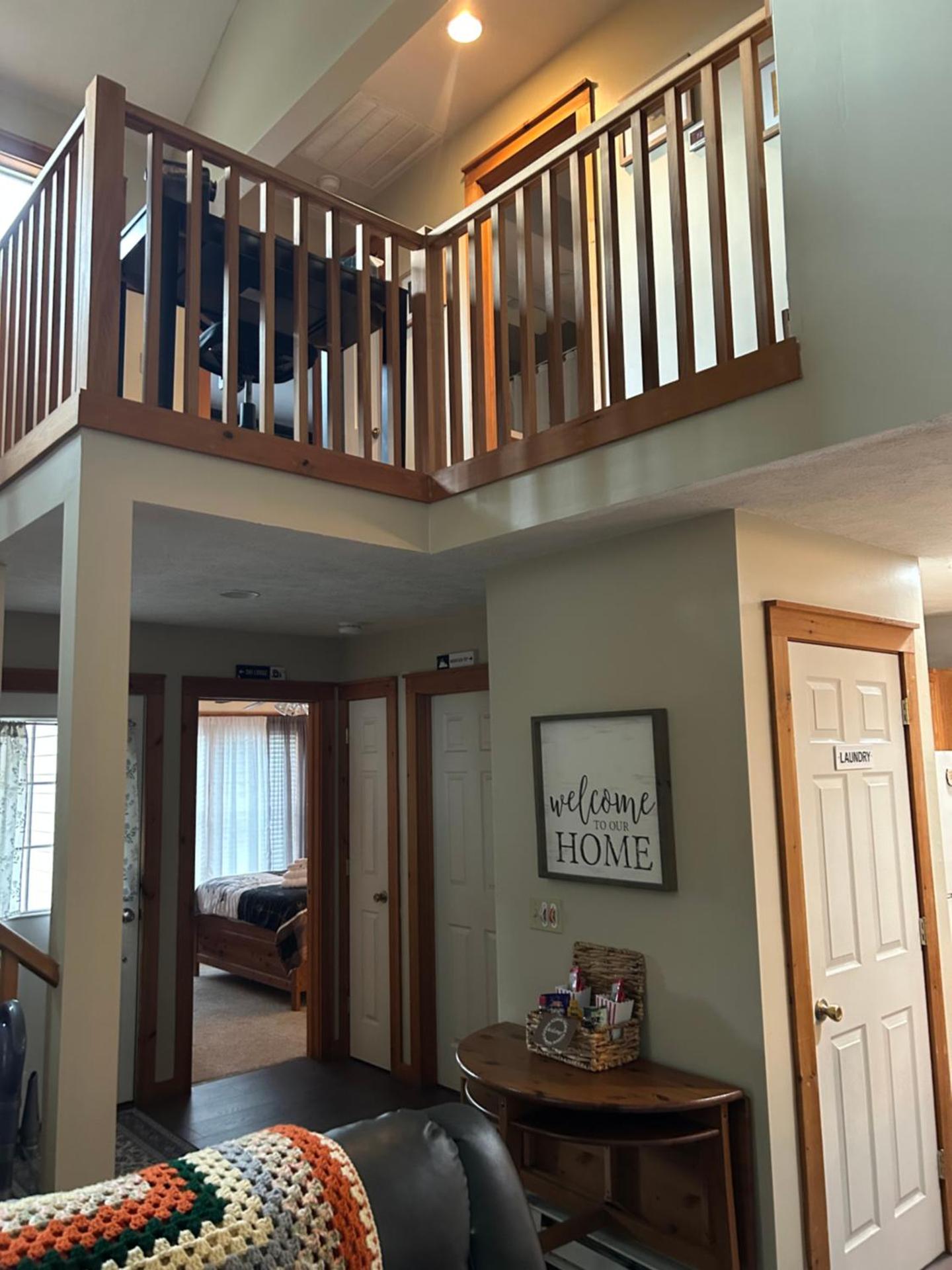 Camelback Private Home located behind Waterpark & Ski Lift