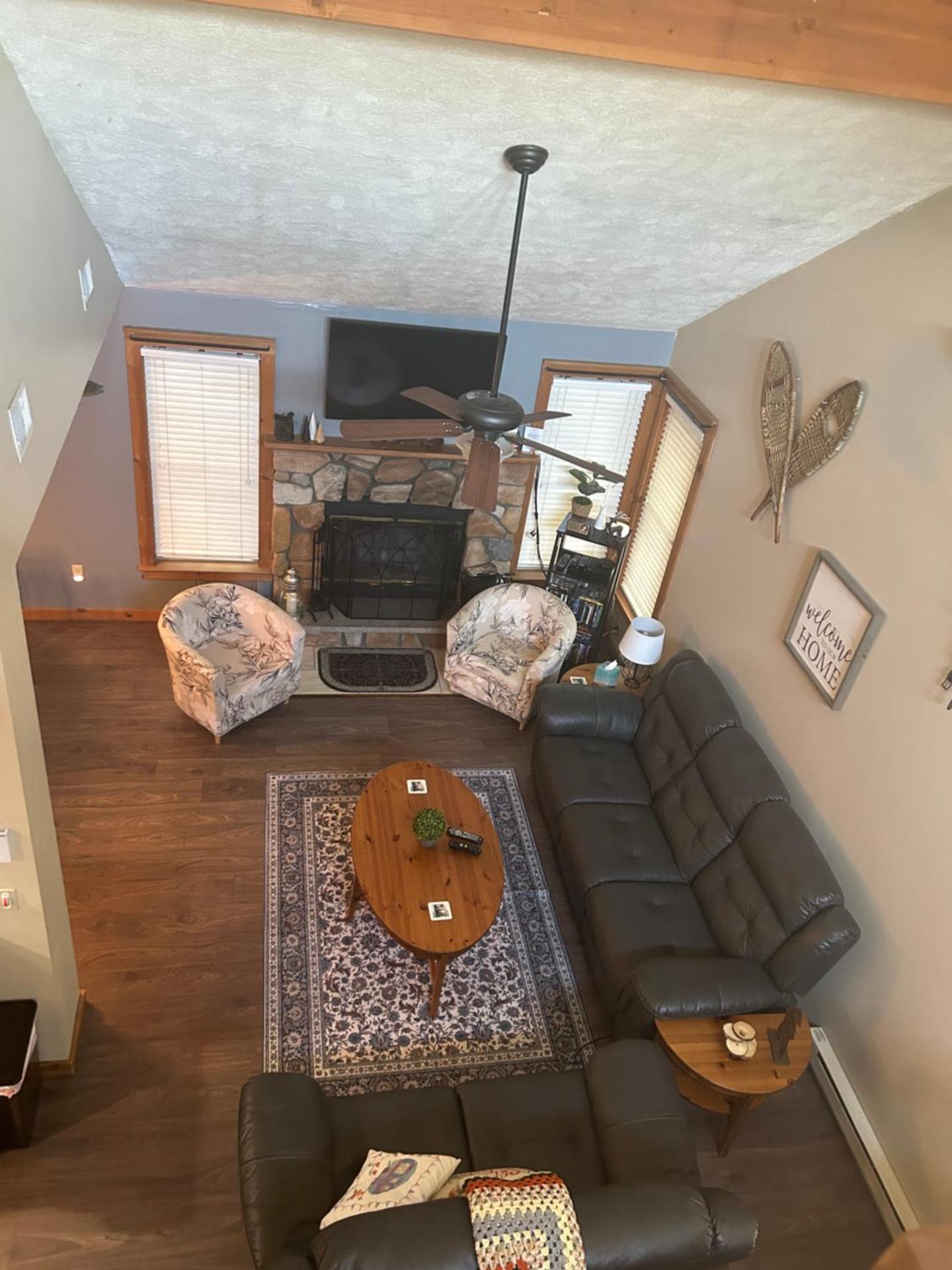 Camelback Private Home located behind Waterpark & Ski Lift