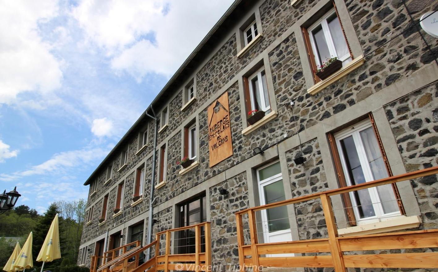 Entre Lacs et Volcans