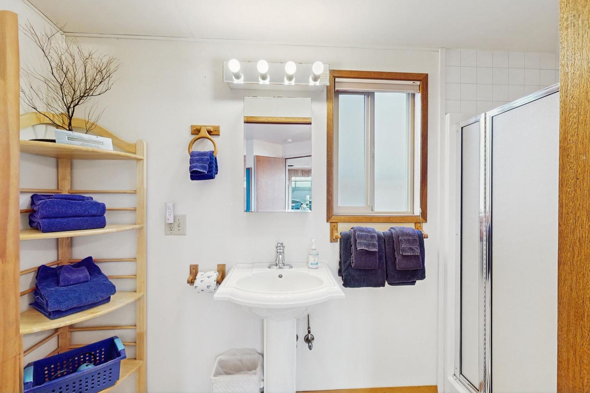 2 Bed 2 Bath Vacation home in Rockaway Beach