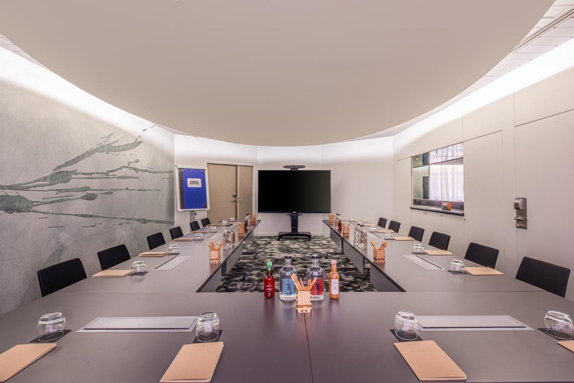 Meeting/conference room