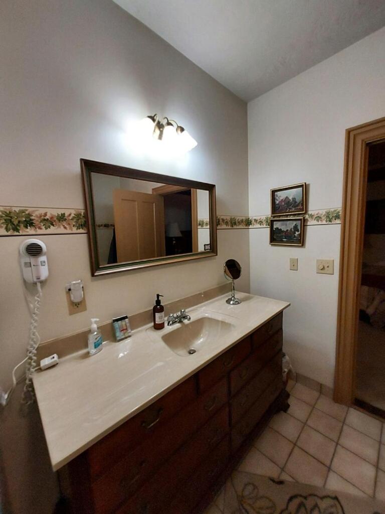 Deer Creek Winery at Watson Estate