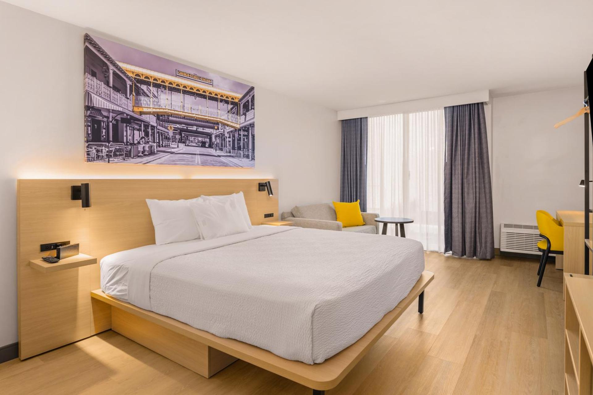 B&B HOTEL Orlando International Drive near Universal - Newly Renovated!