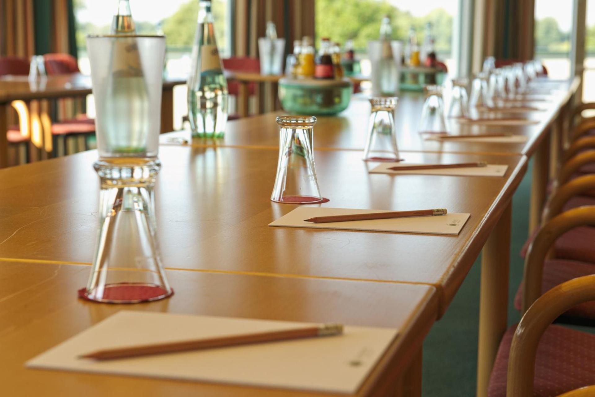 Meeting/conference room