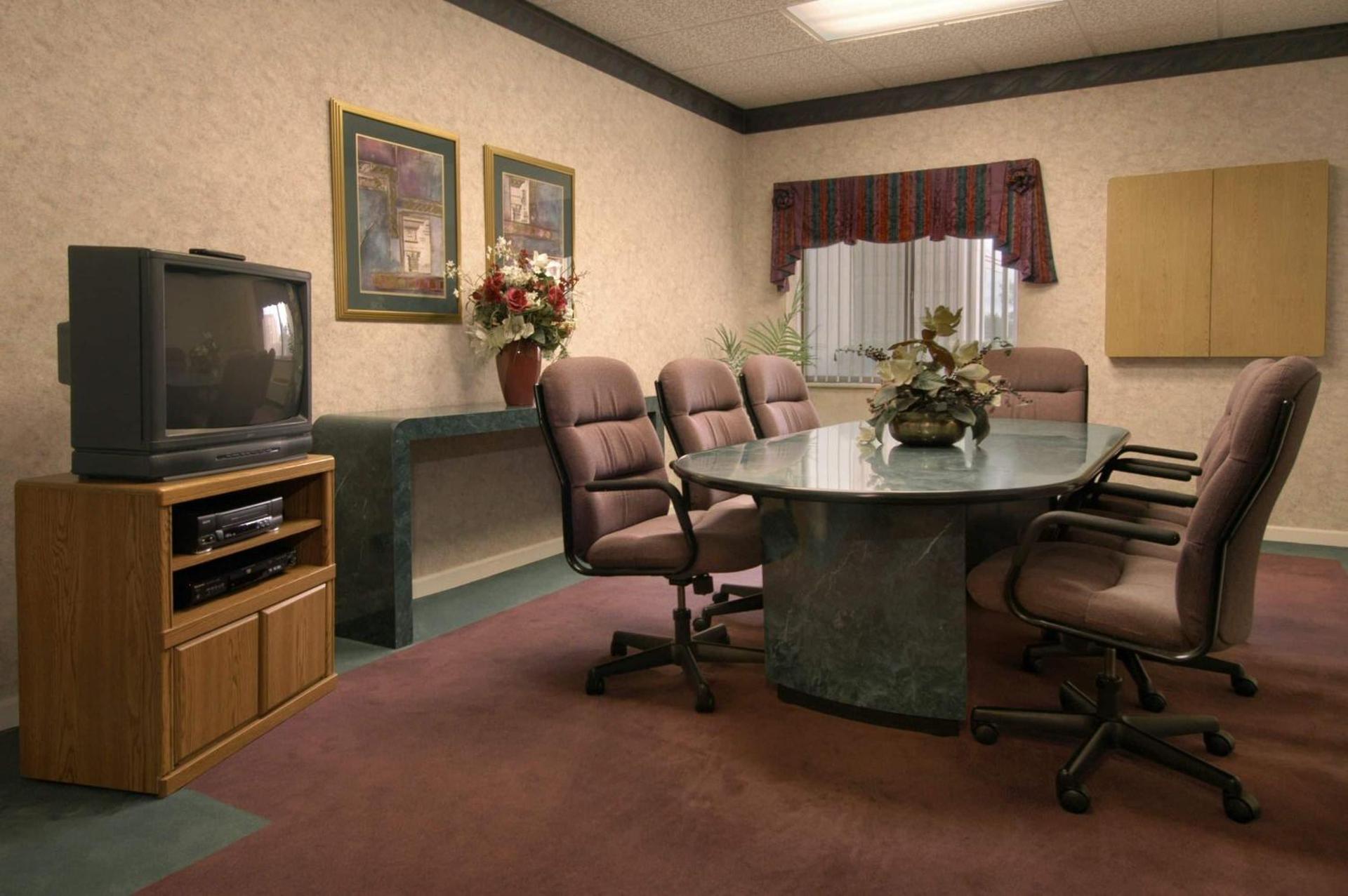 Meeting/conference room