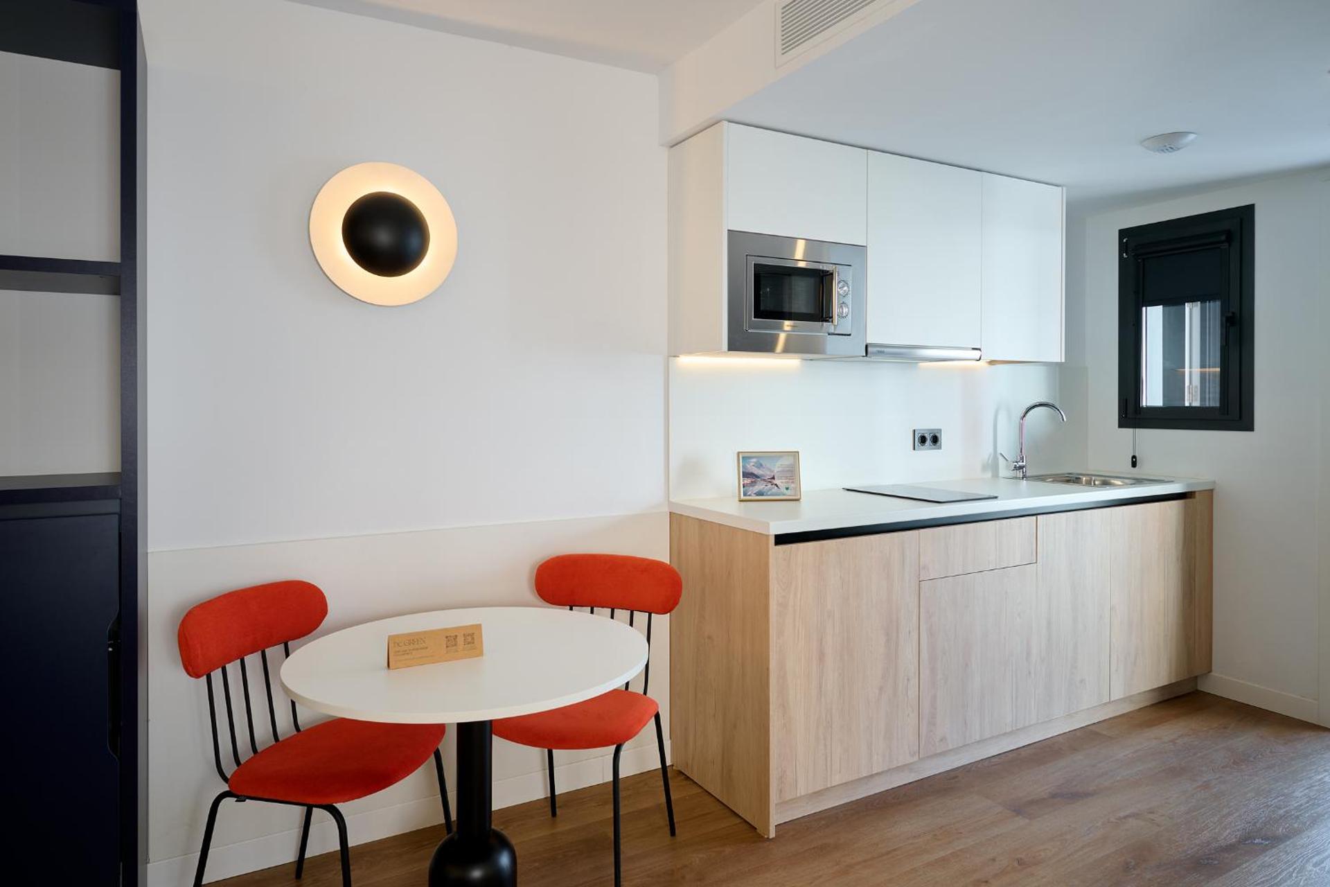 Kitchen or kitchenette