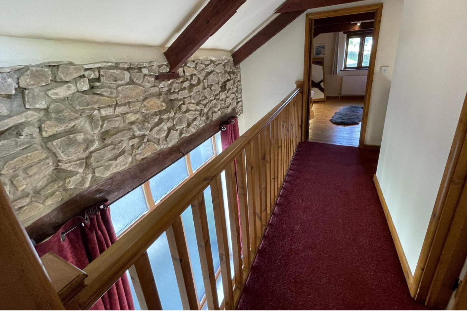 Rural Retreat - Private Hot Tub