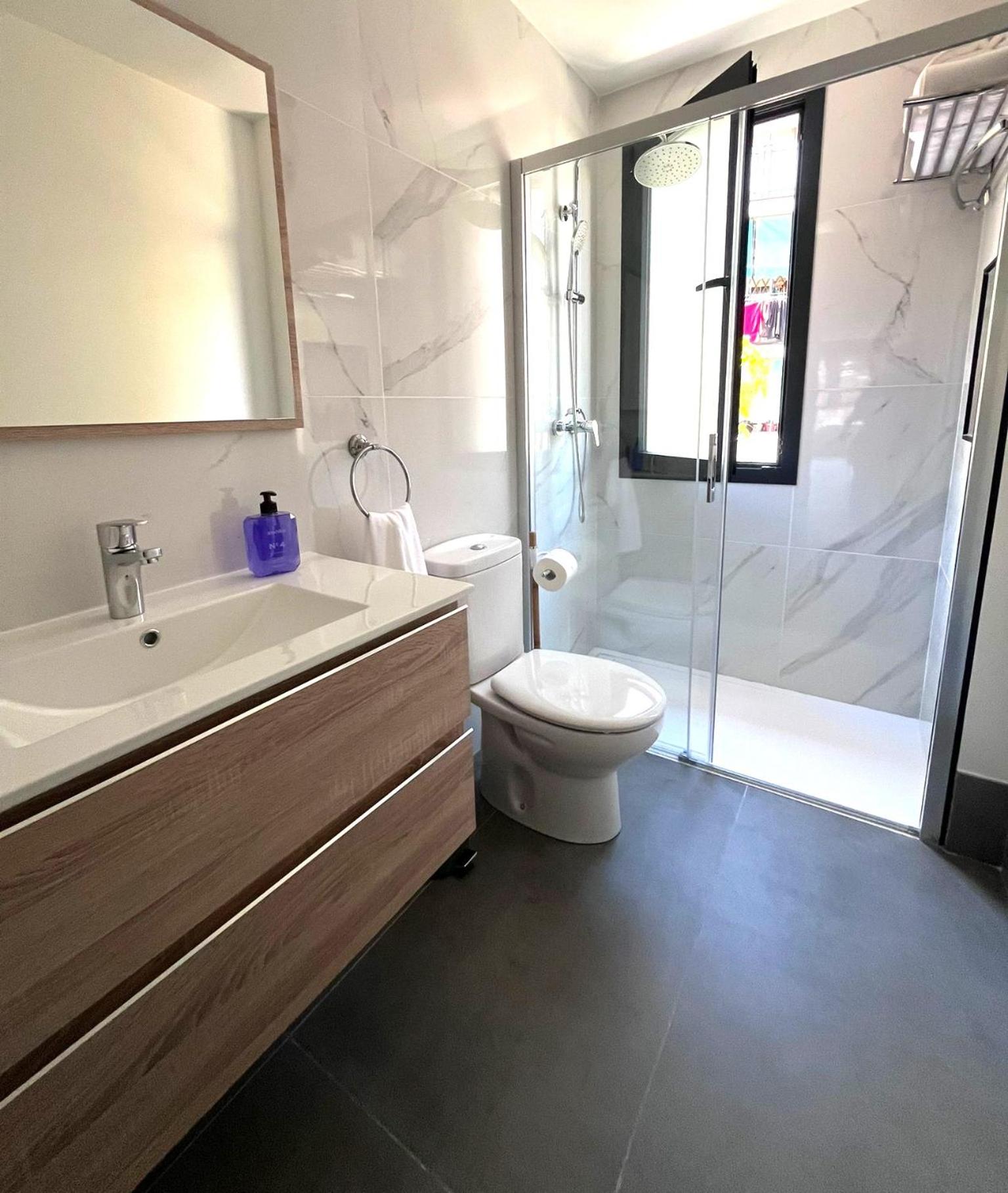 Apartamentos El Escudero