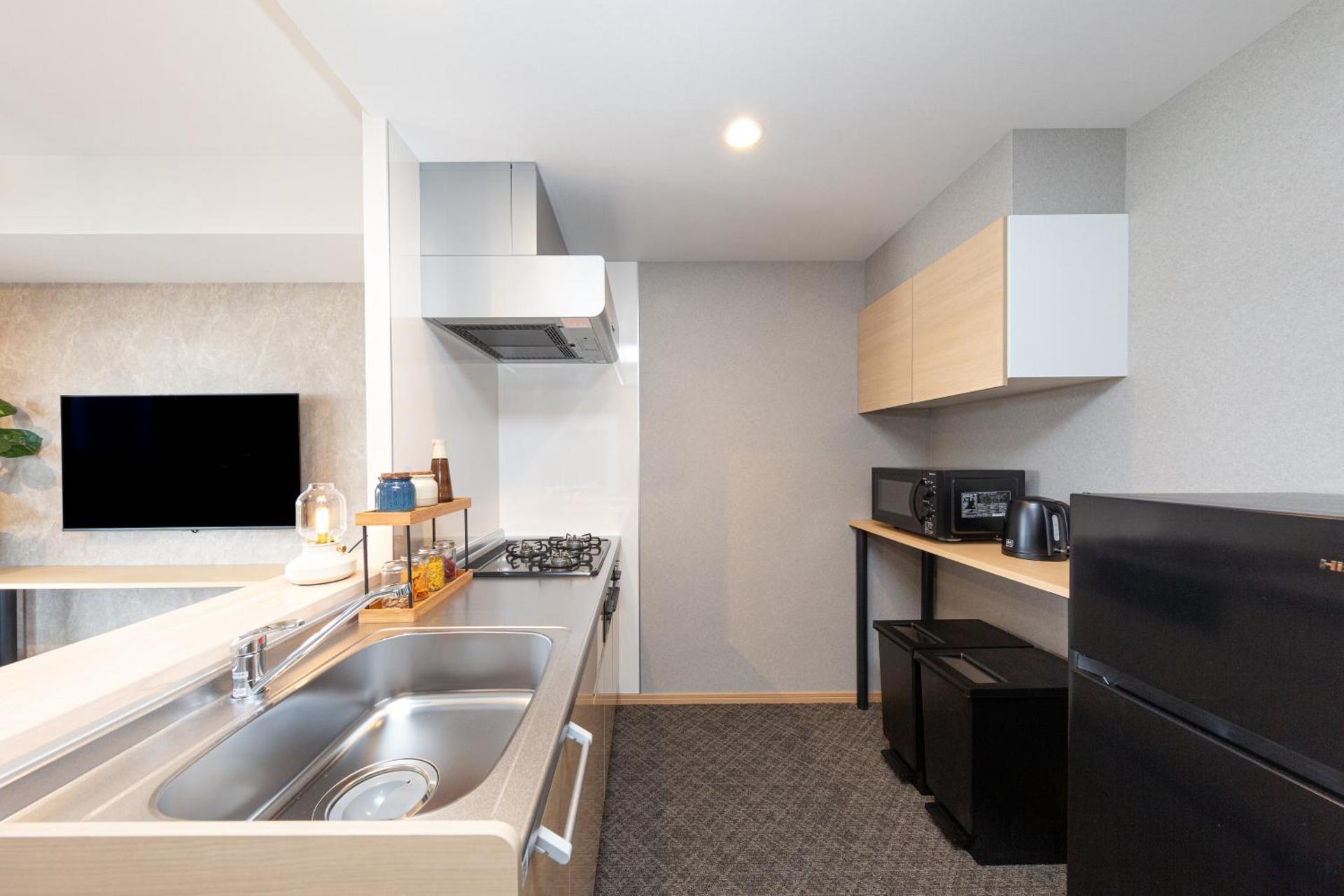 Kitchen or kitchenette