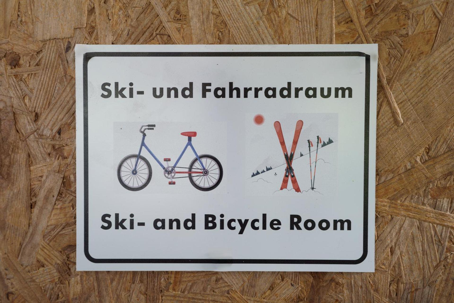 Logo/Certificate/Sign