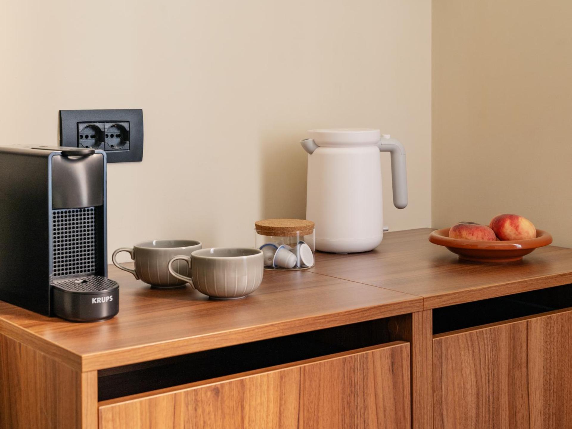 Coffee/tea facilities