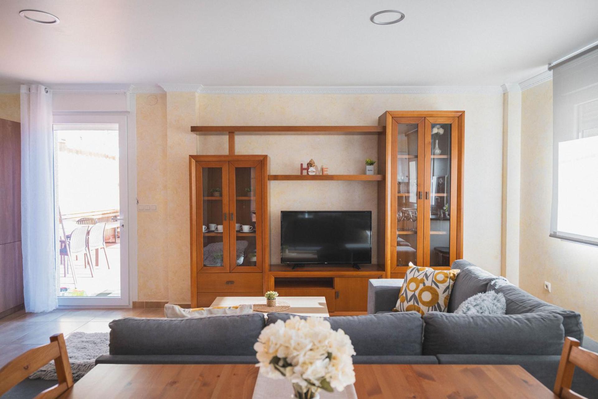 Communal lounge/ TV room