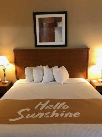 Days Inn by Wyndham Phenix City Near Fort Benning